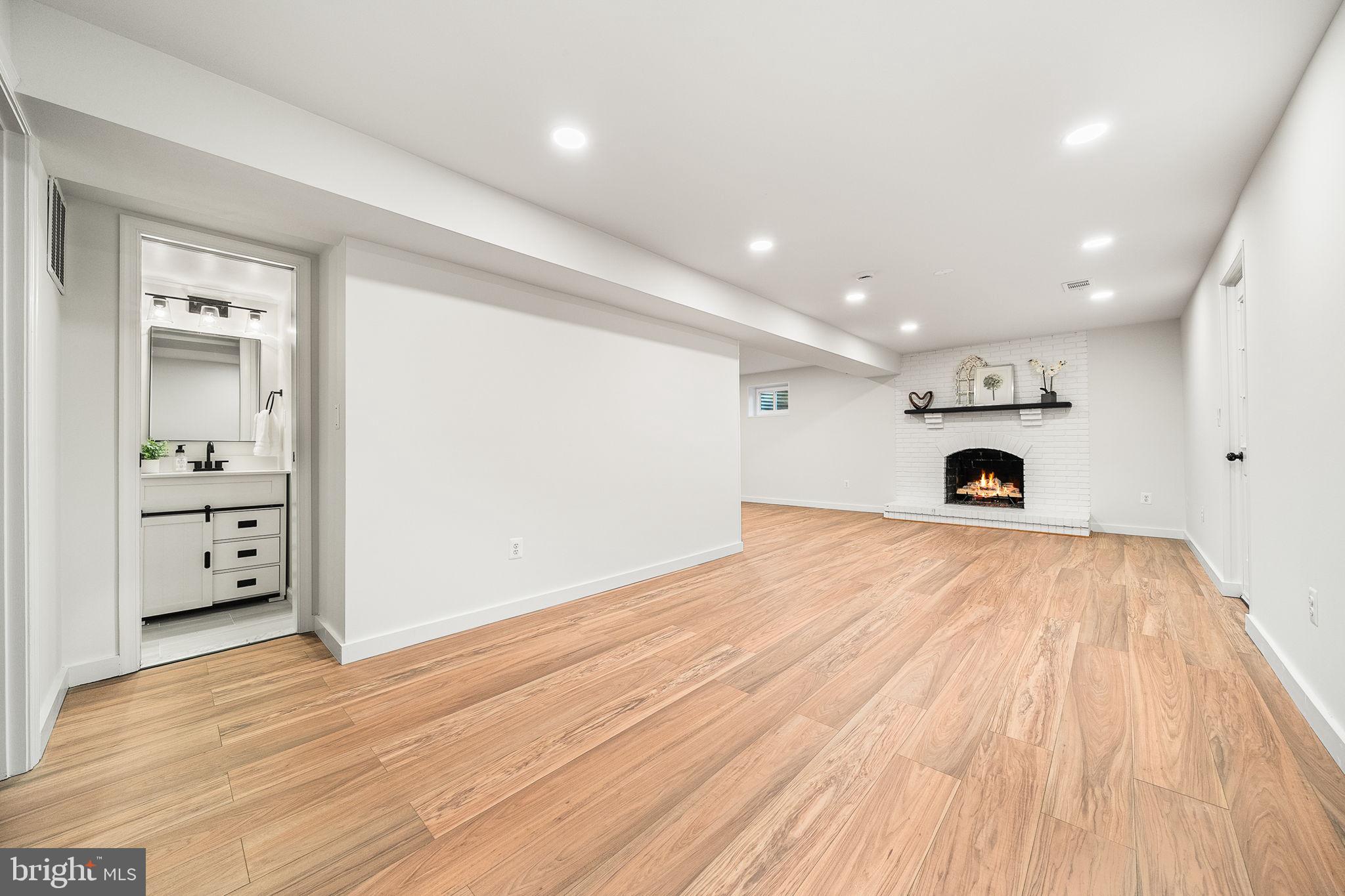 NORTH HILL - Residential