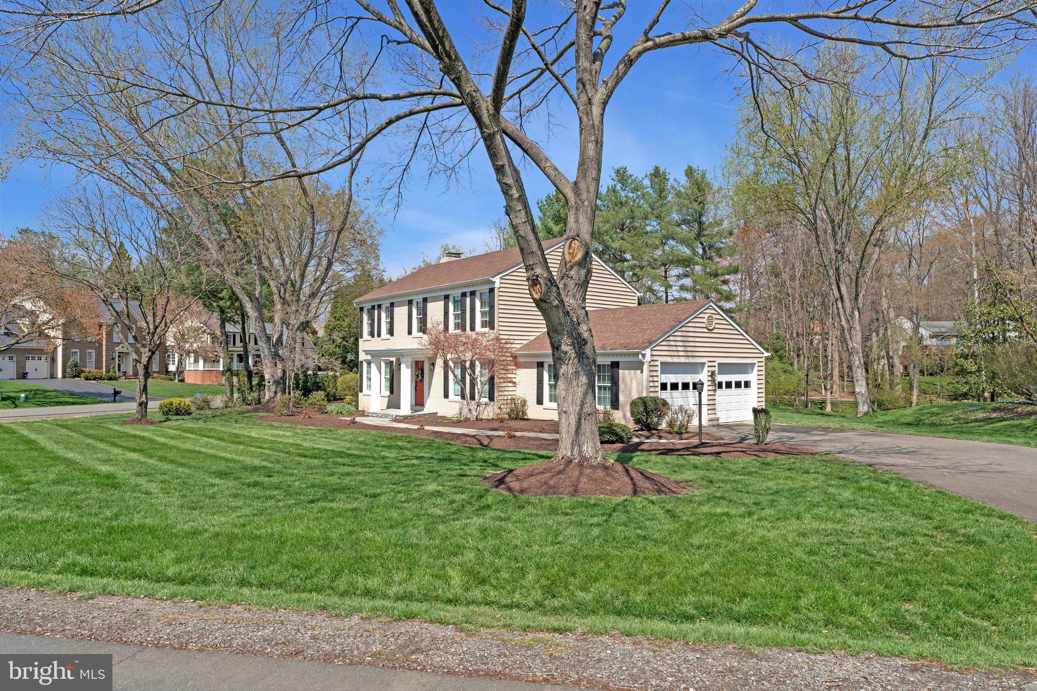 10840 FIELDWOOD DRIVE