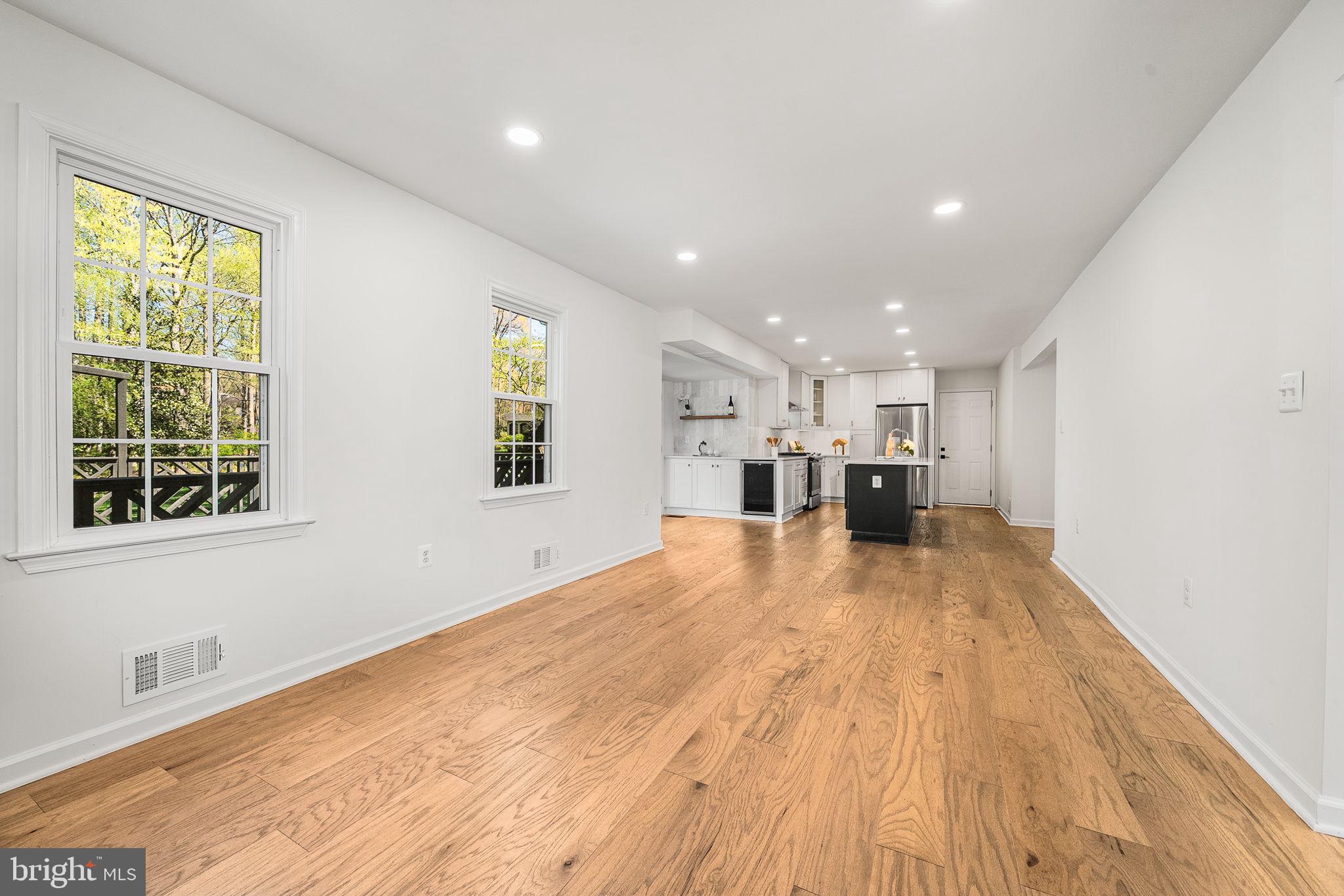 NORTH HILL - Residential