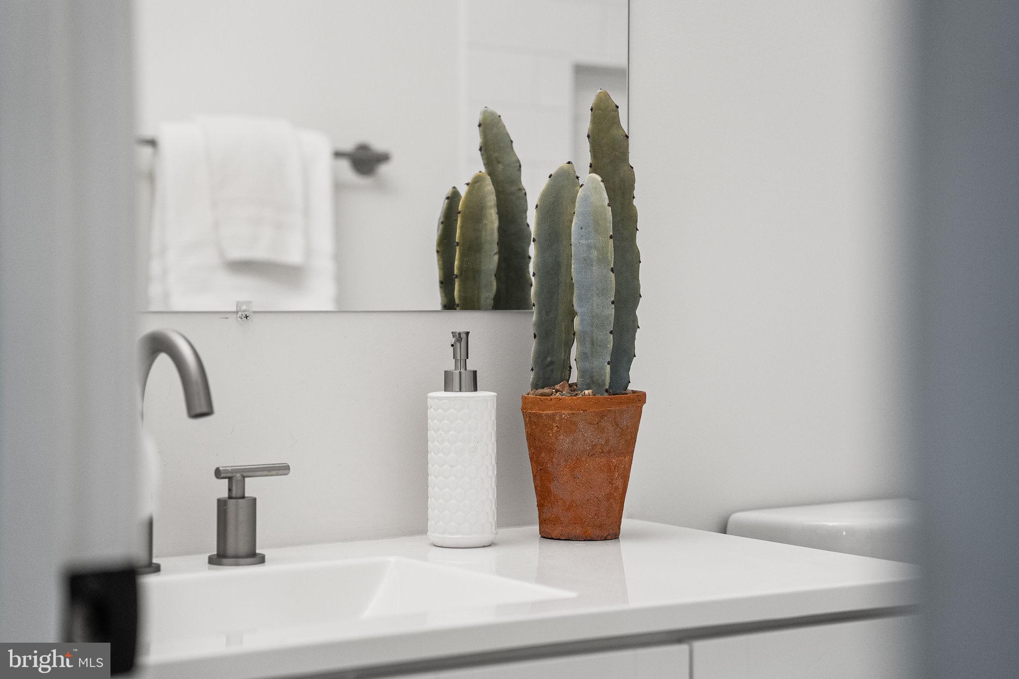 NORTH HILL - Residential