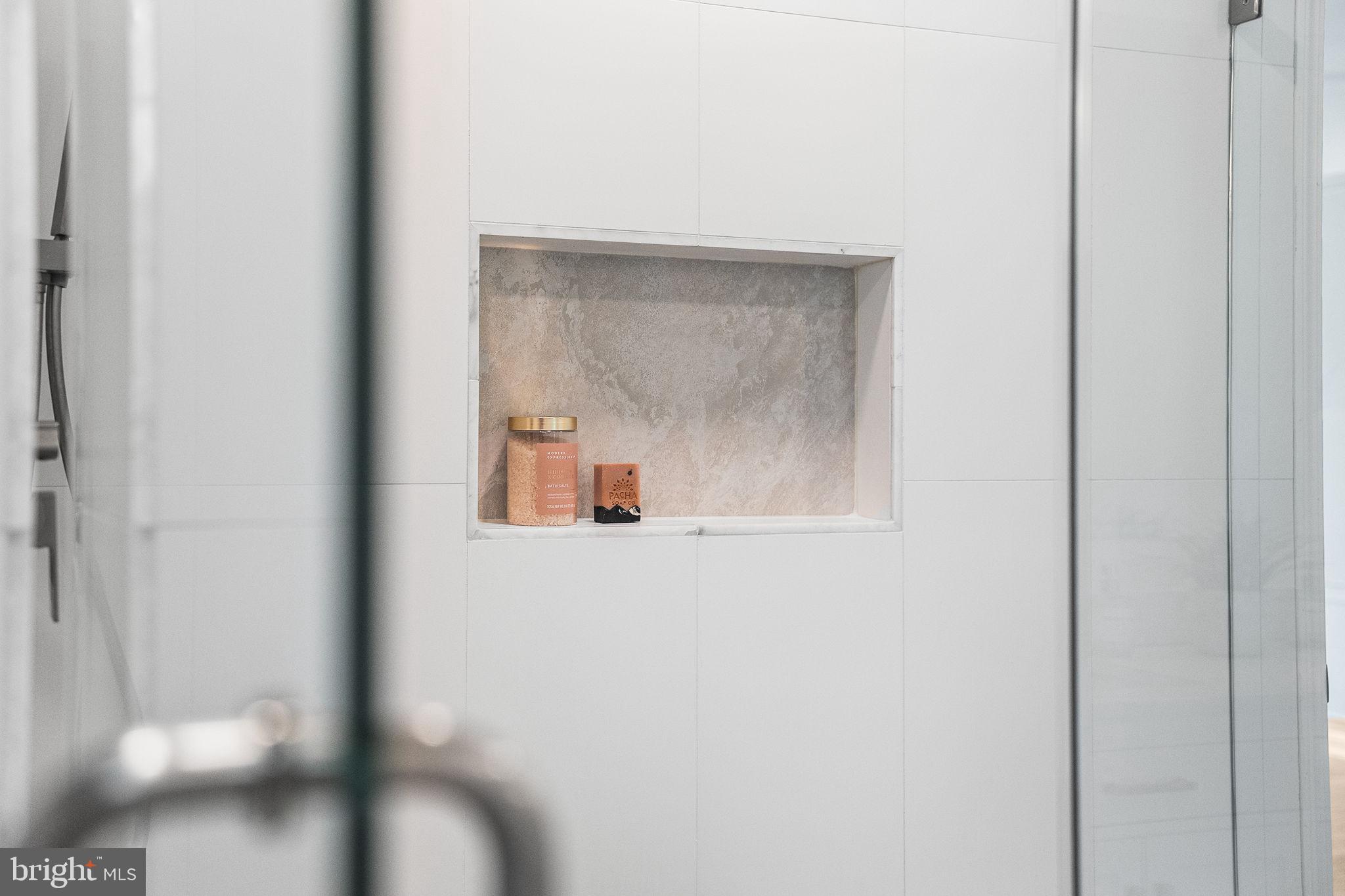 NORTH HILL - Residential