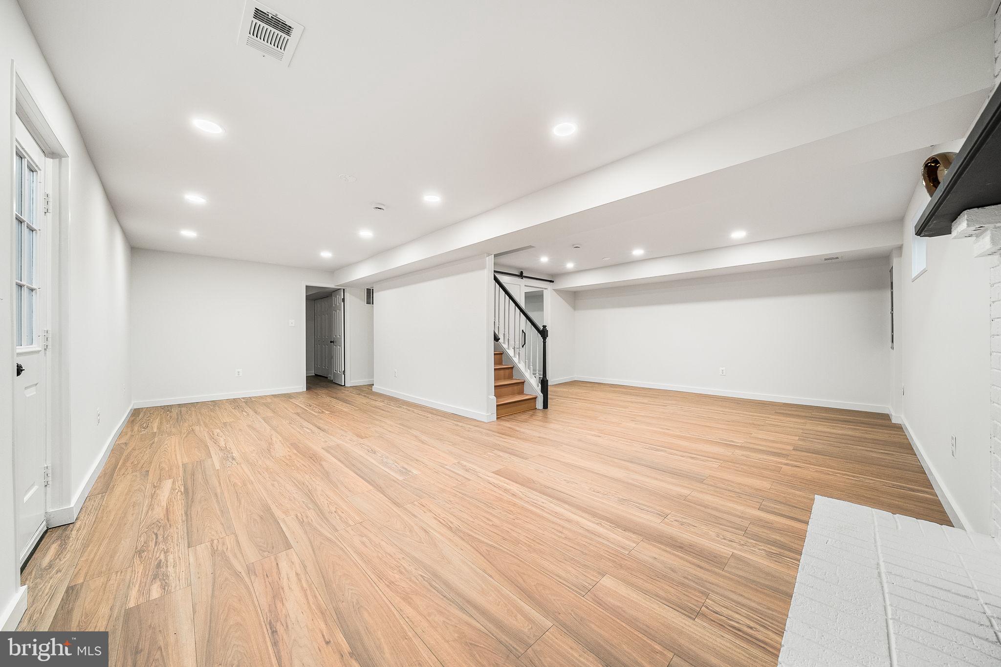 NORTH HILL - Residential