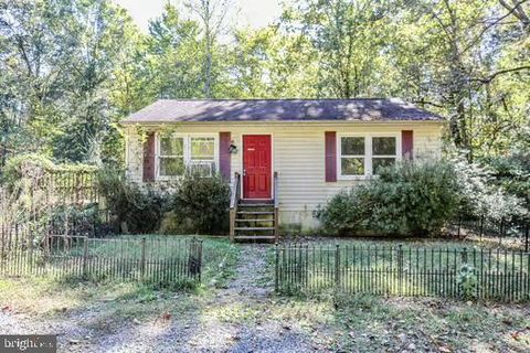 6475 MACEDONIA ROAD WOODFORD VA 22580