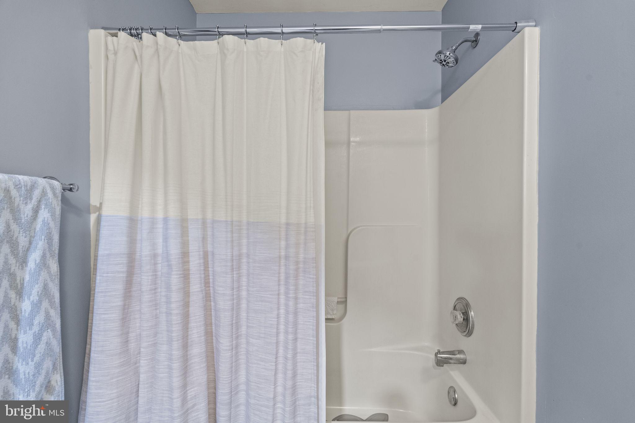 ALTO GRANDVIEW ACR - Residential