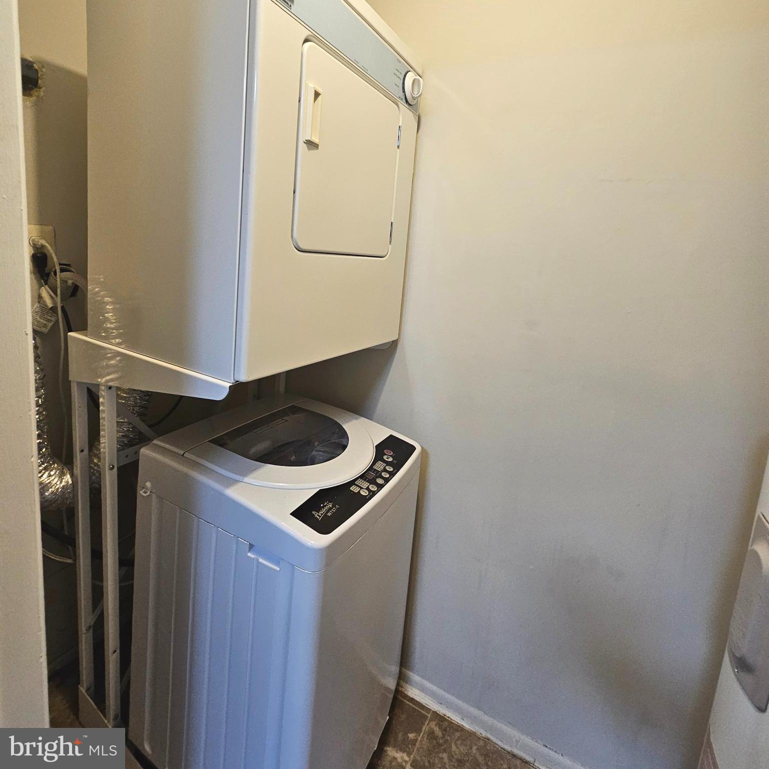 NEWBERRY - Residential Lease