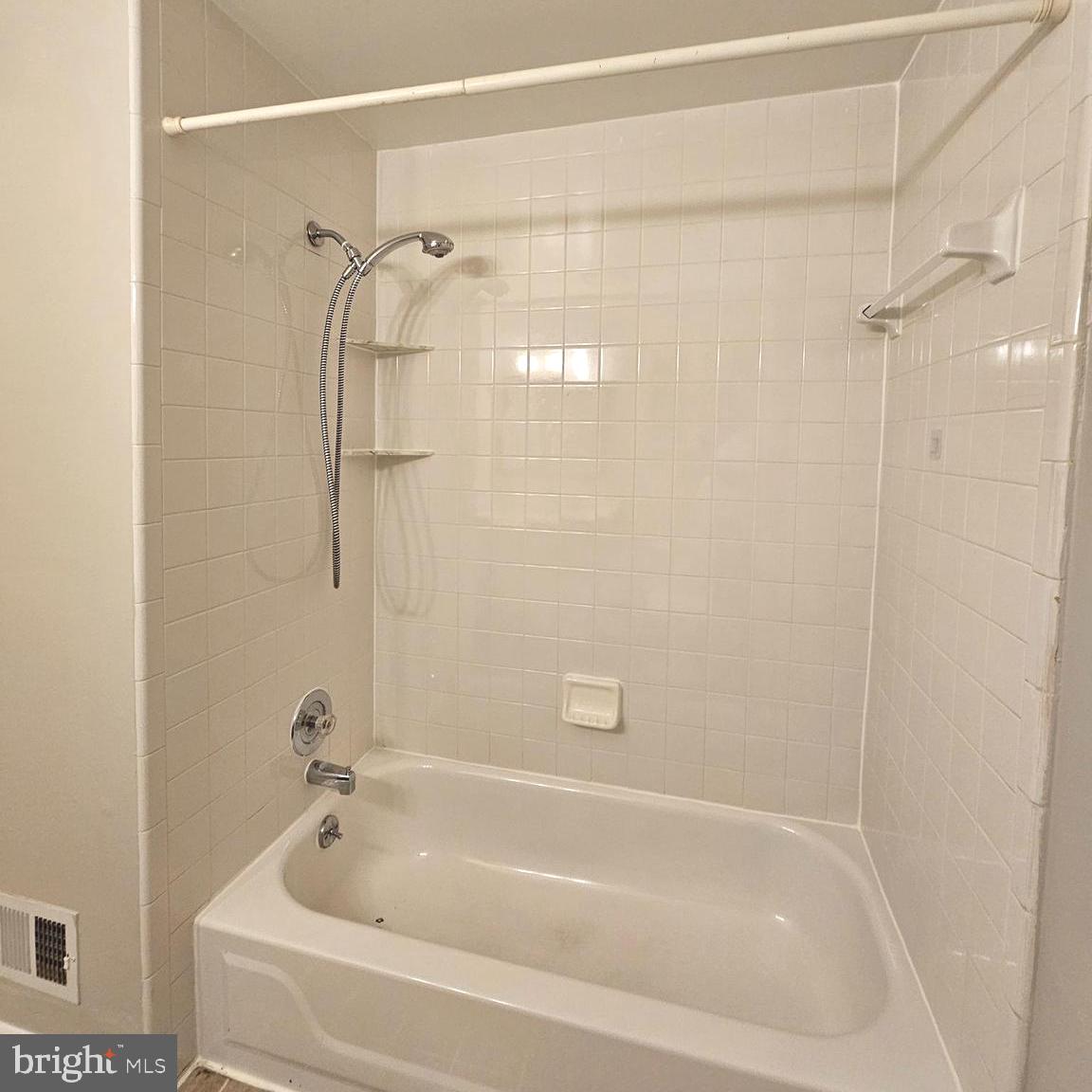 NEWBERRY - Residential Lease