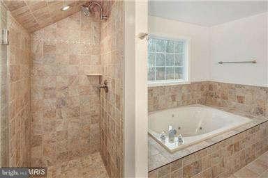 COLONY CREEK - Residential