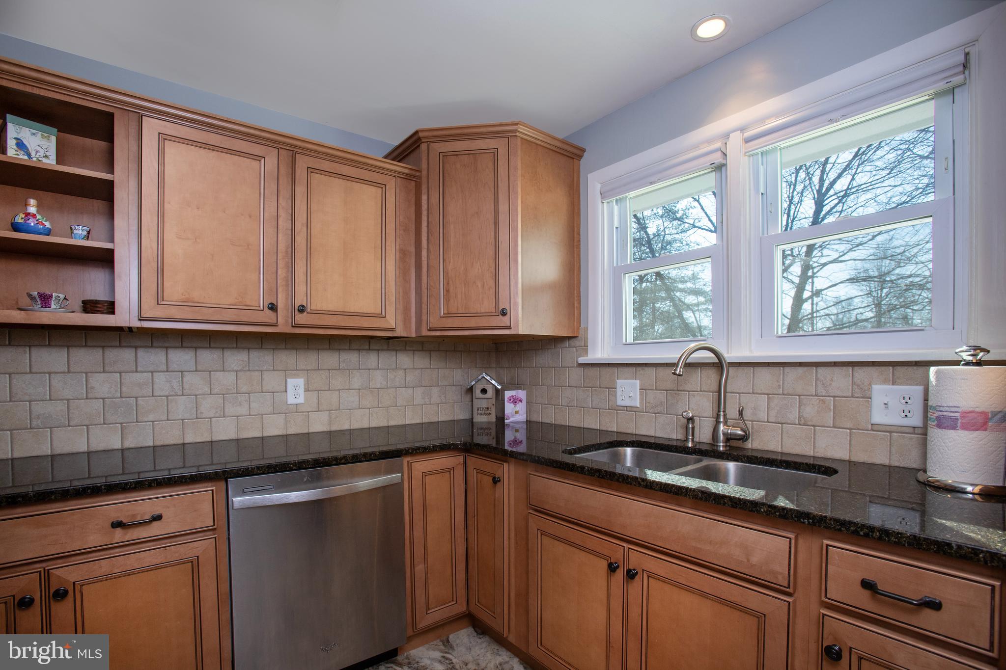 SKYLINE VIEW - Residential