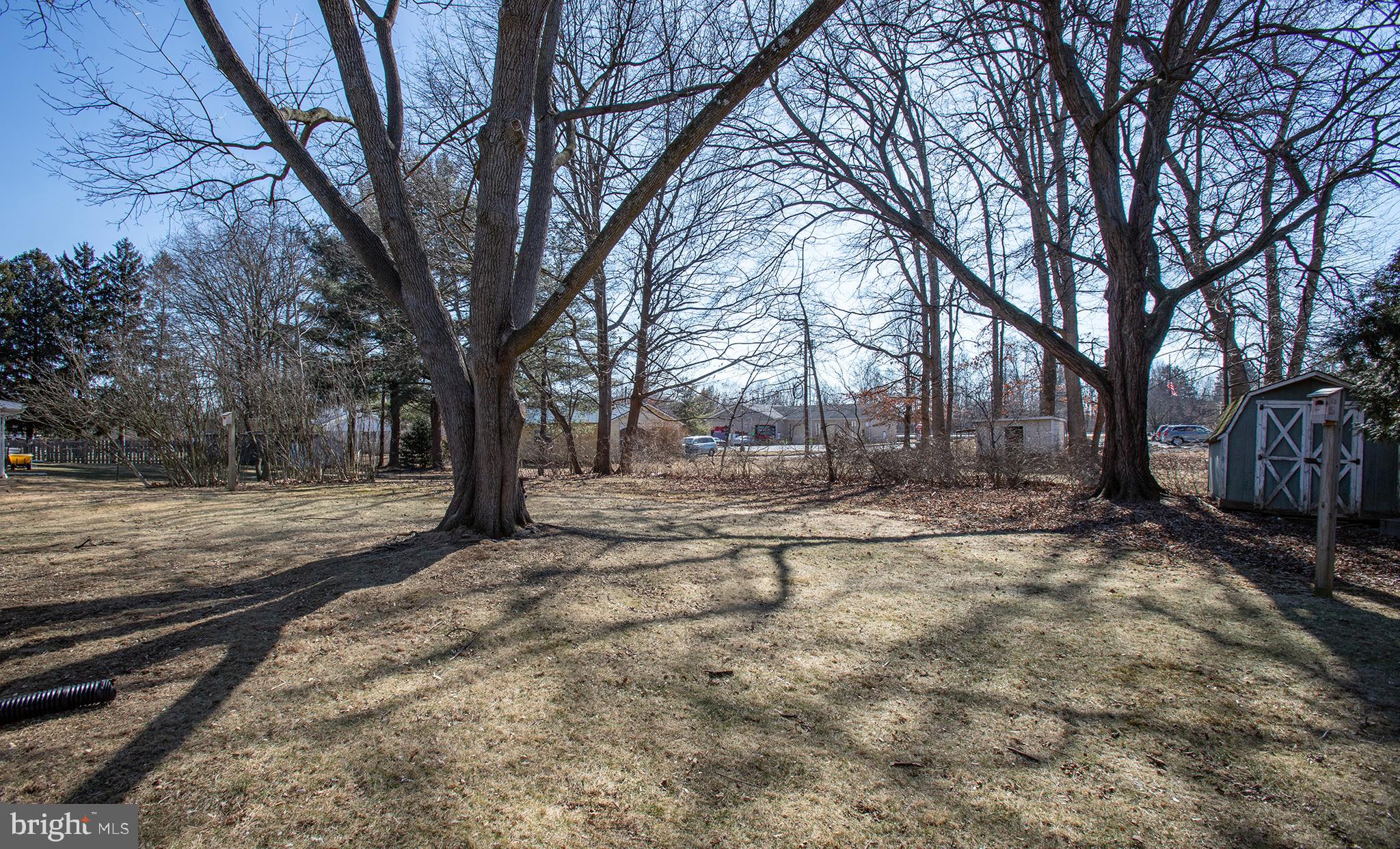 SKYLINE VIEW - Residential