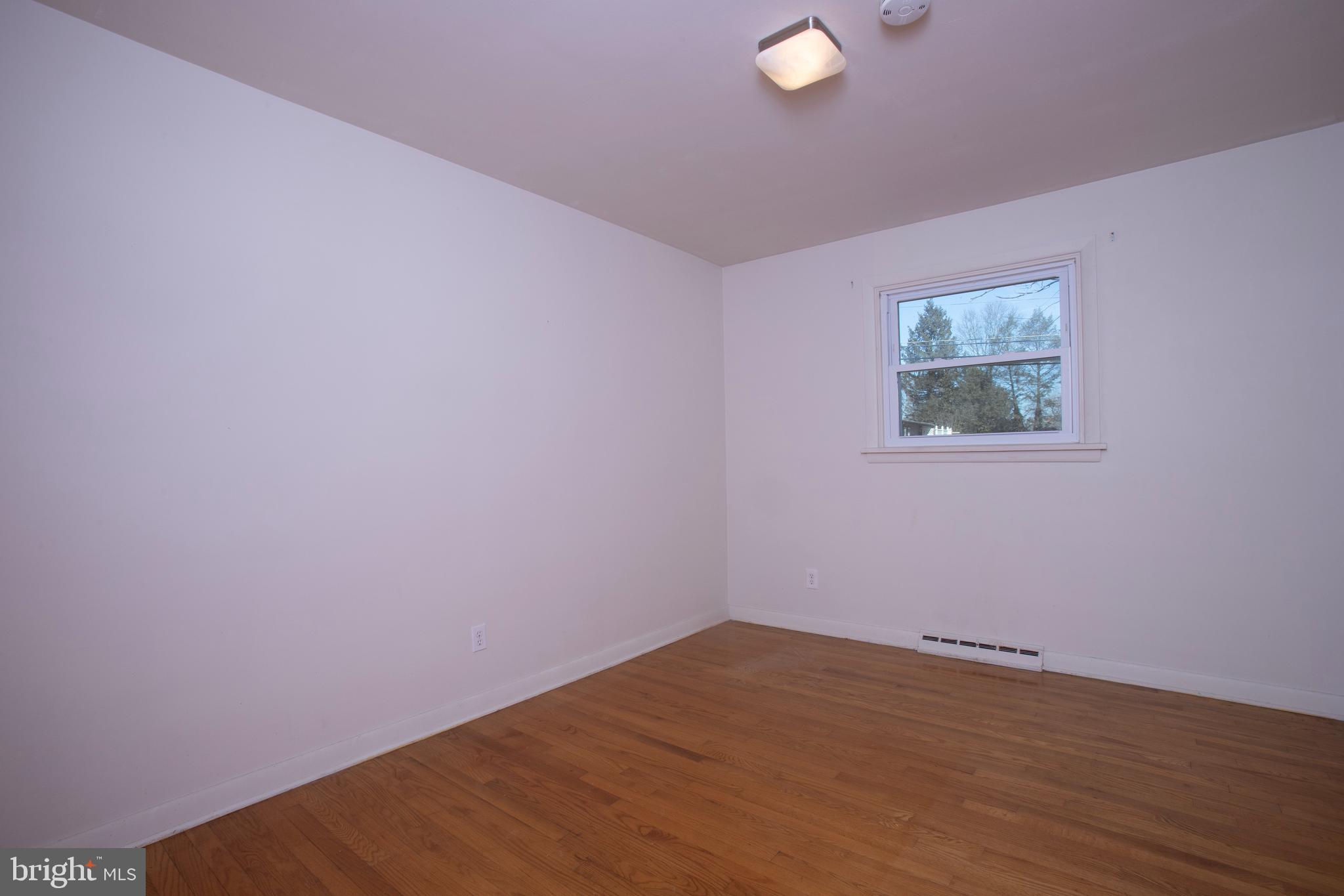 SKYLINE VIEW - Residential