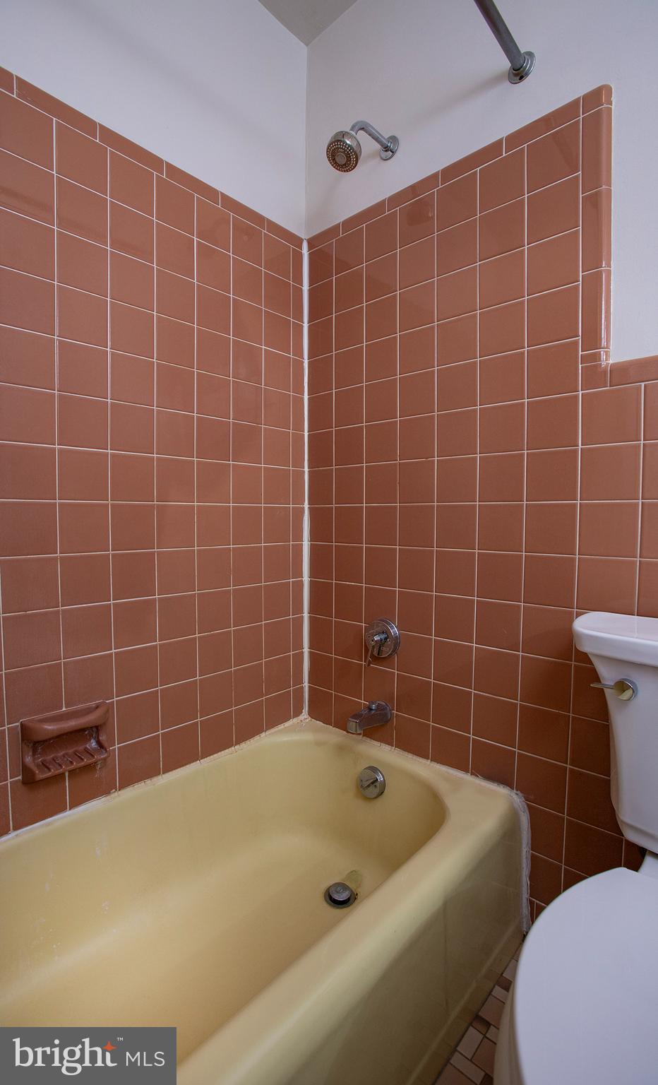 SKYLINE VIEW - Residential