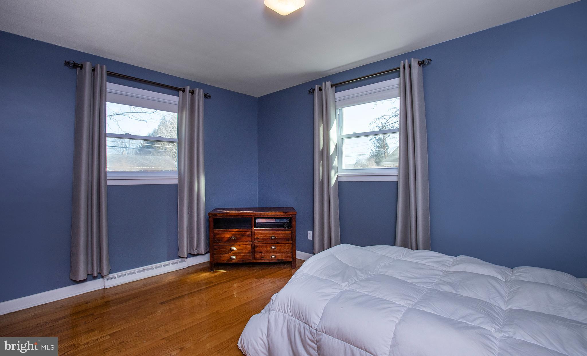 SKYLINE VIEW - Residential