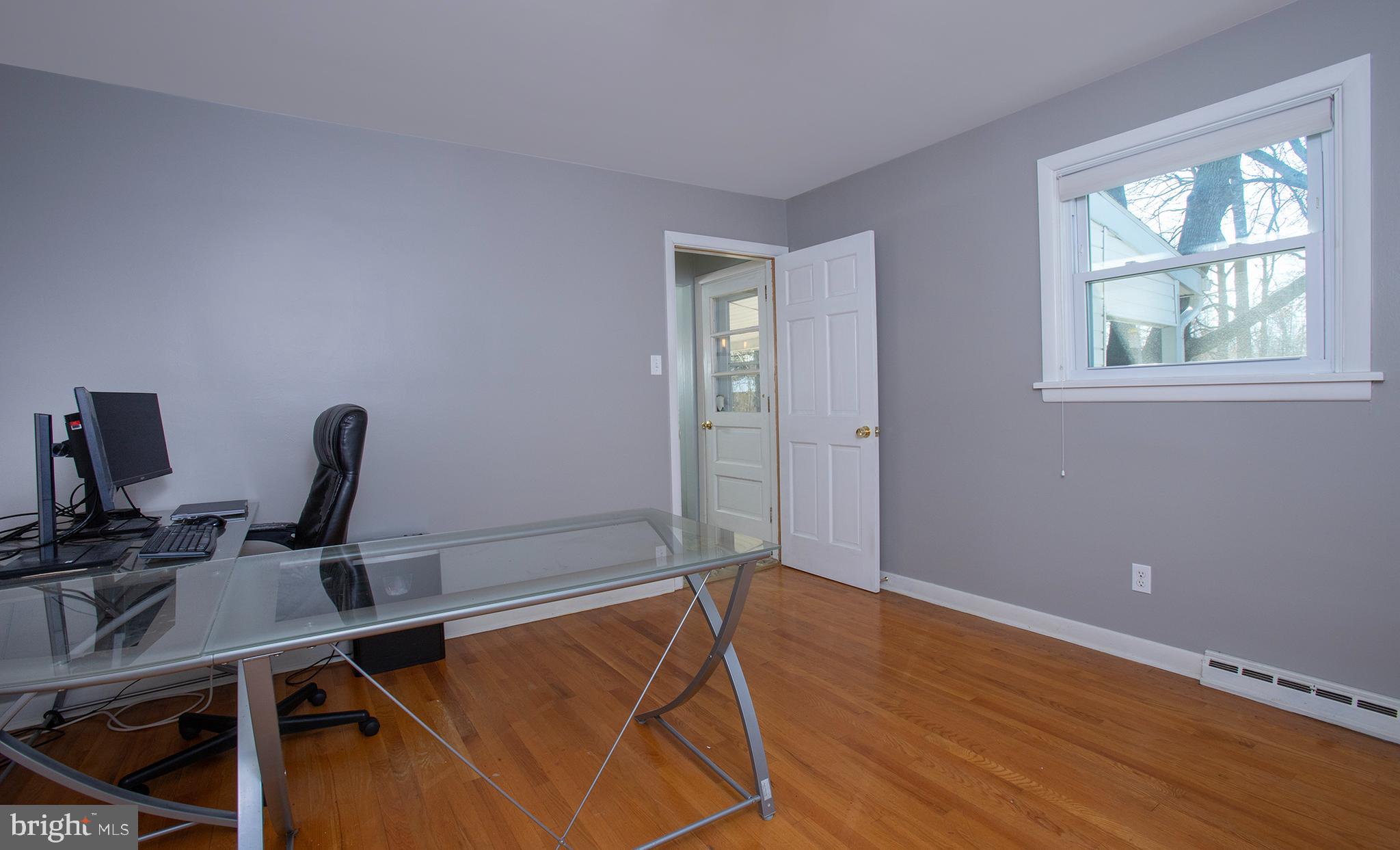 SKYLINE VIEW - Residential