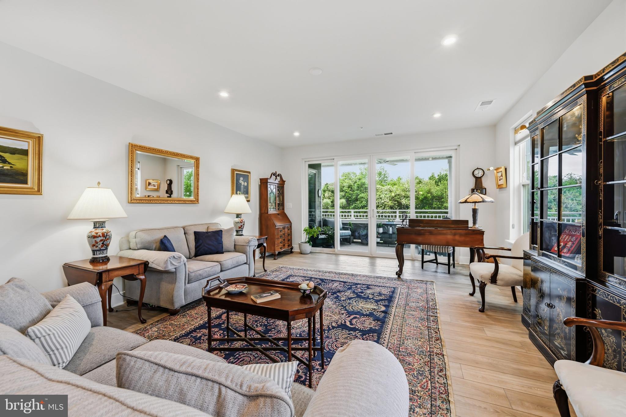 190 HARRIER WAY 24