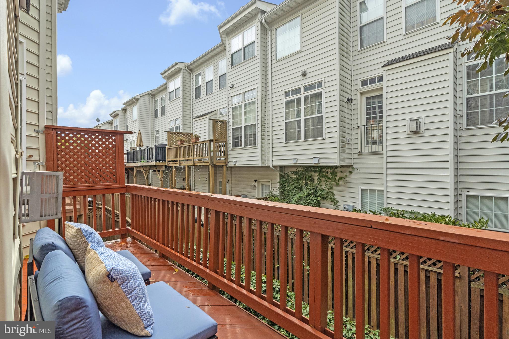 PROVIDENCE PARK - Residential