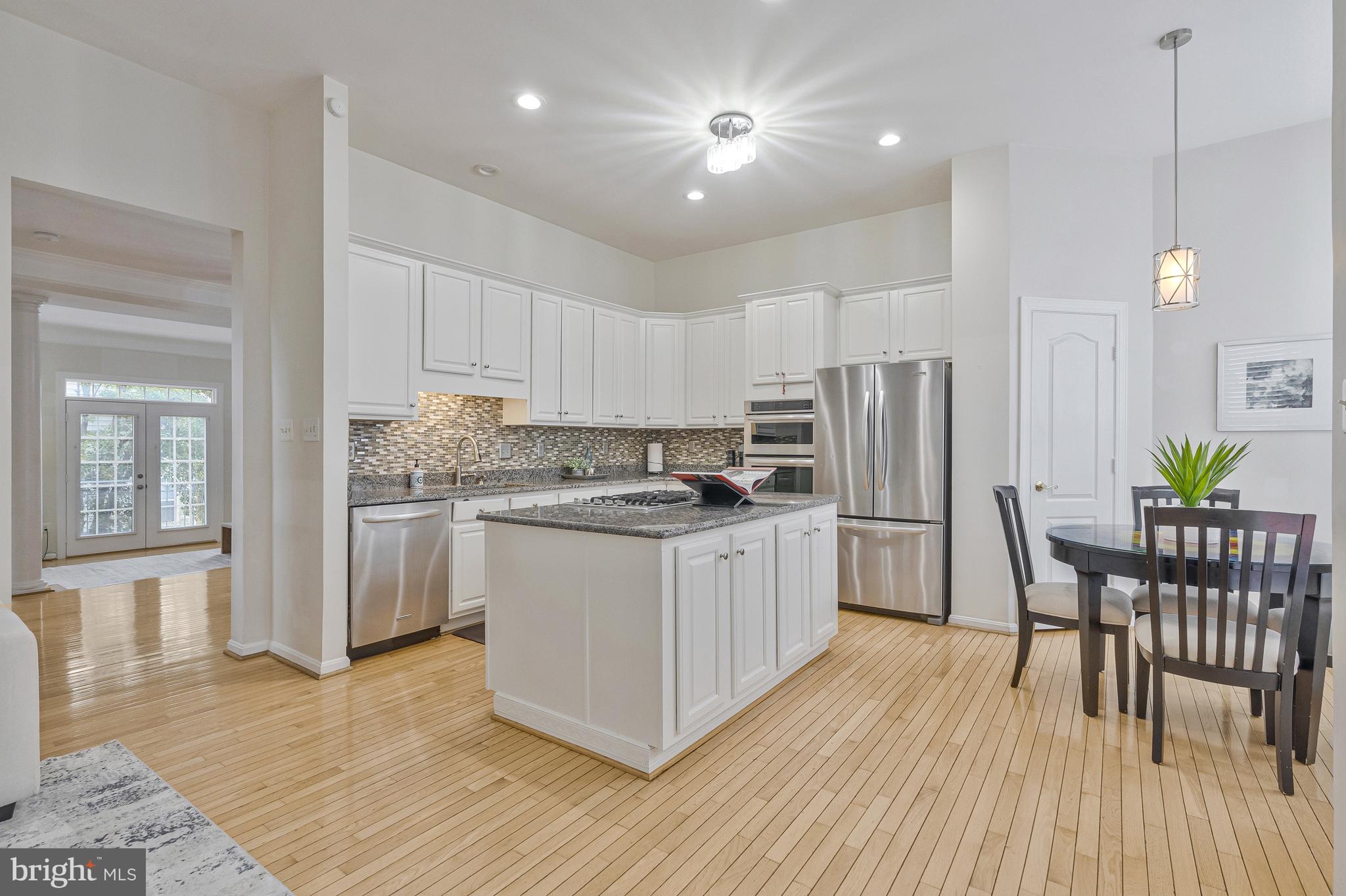 PROVIDENCE PARK - Residential