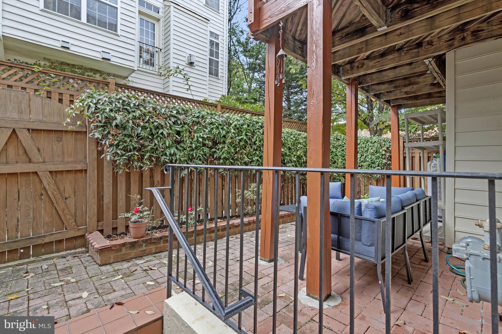 PROVIDENCE PARK - Residential