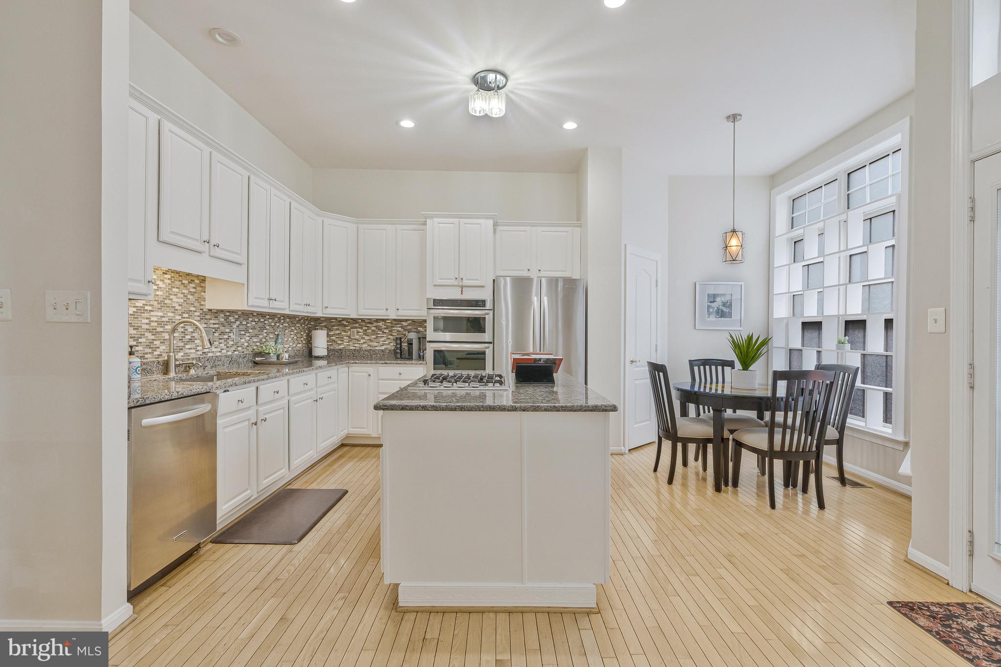 PROVIDENCE PARK - Residential