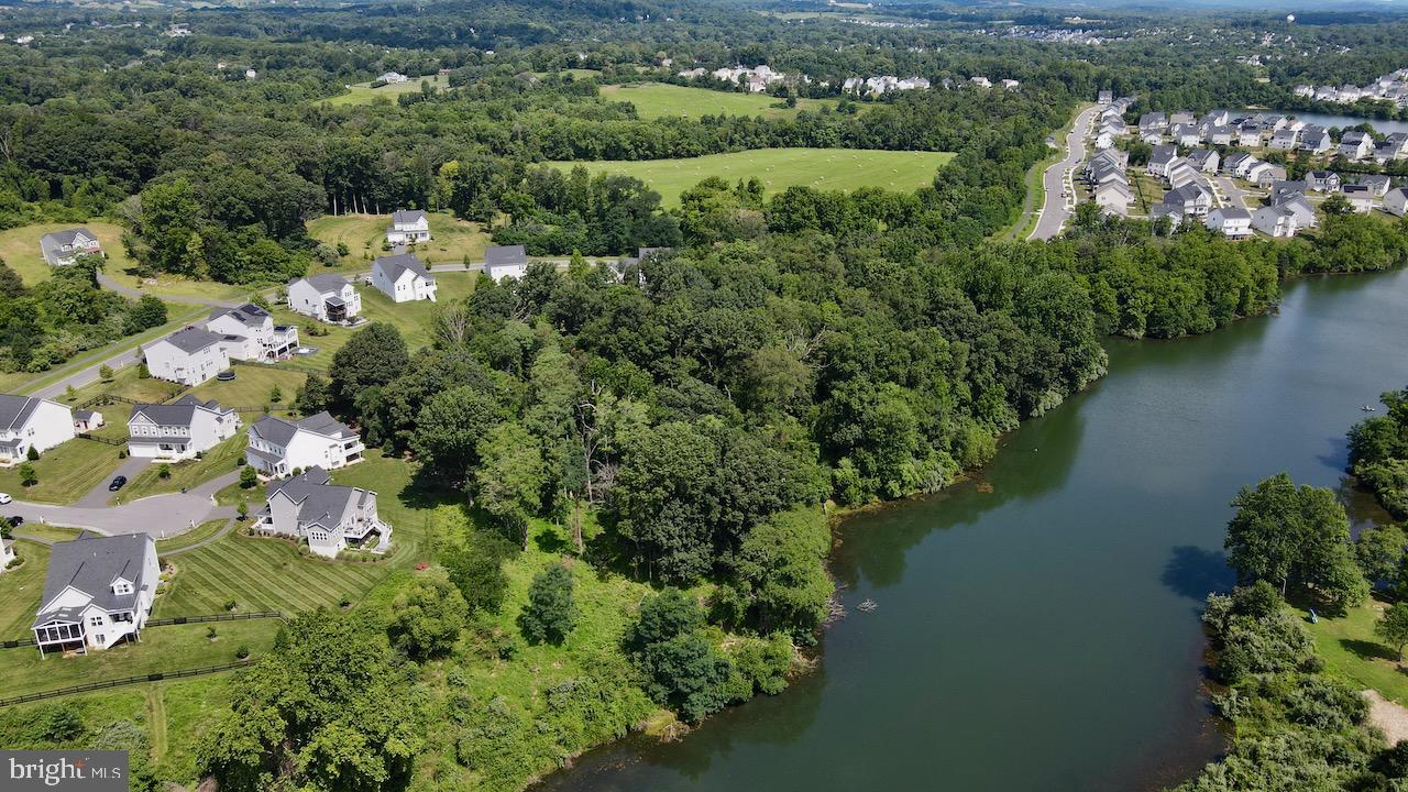 THE BLUFFS AT SLEETER LAKE - Residential