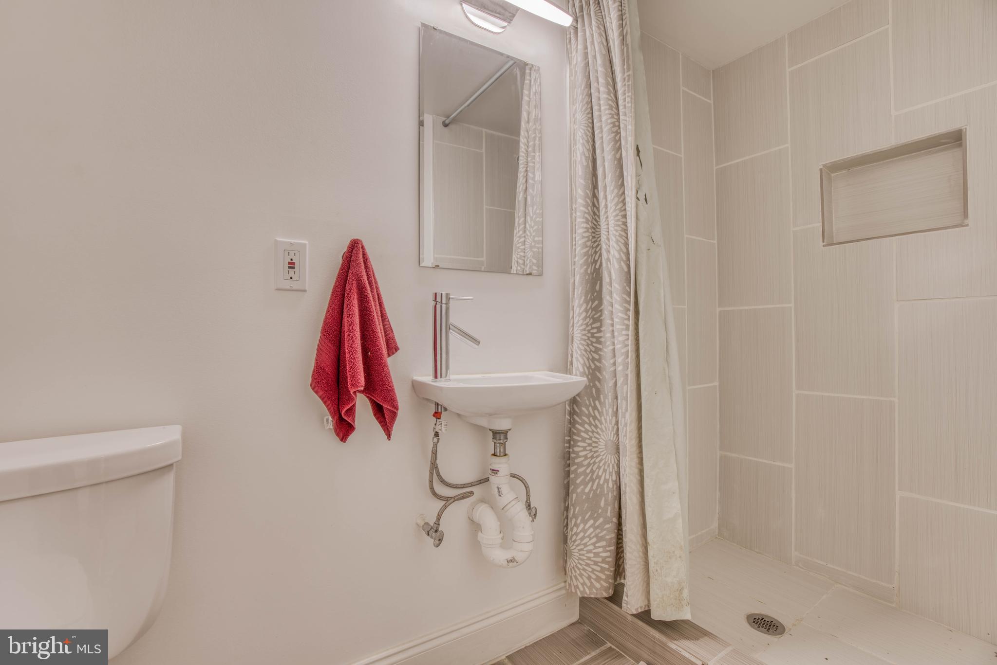 PATTERSON PARK - Residential Lease