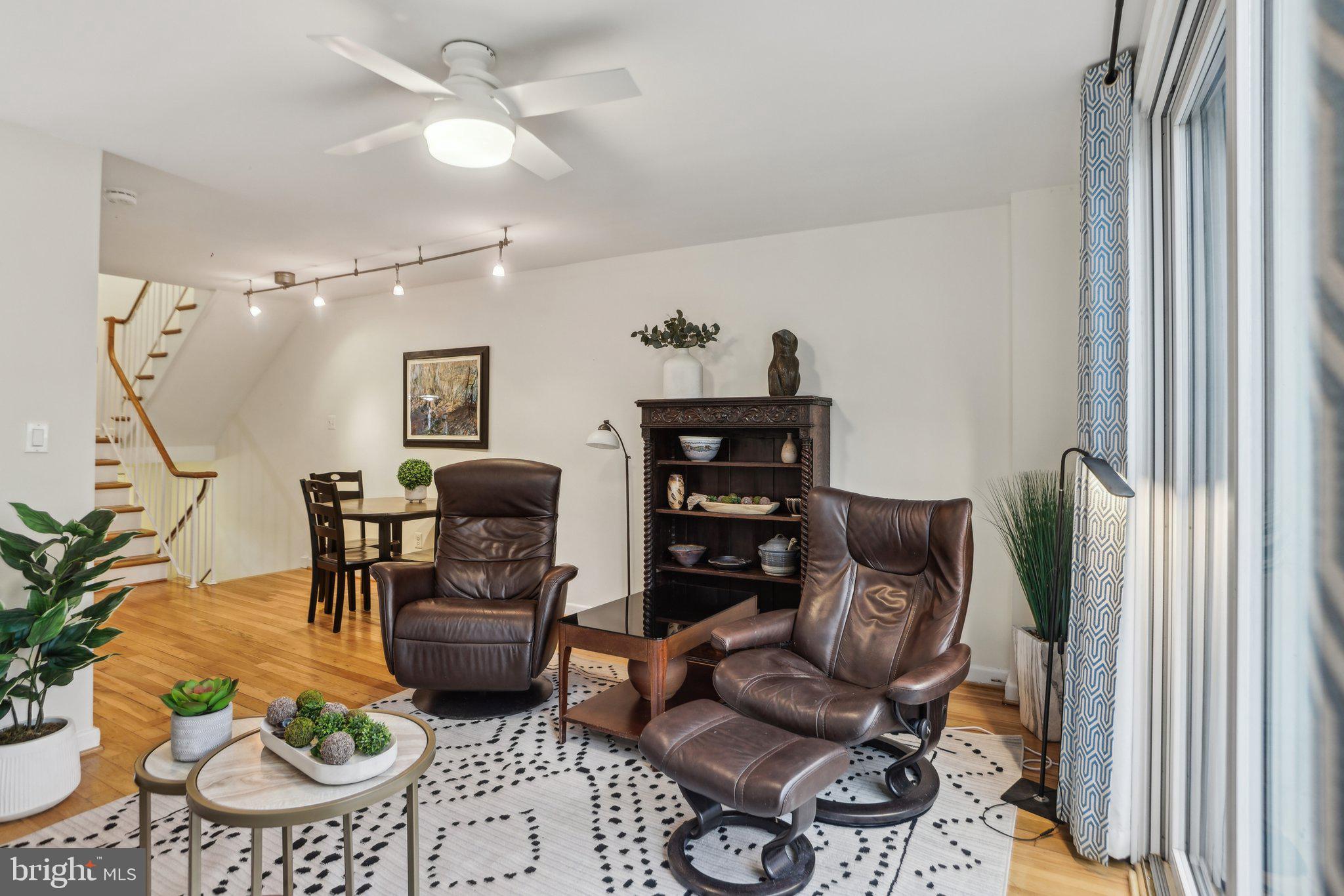 715 3RD STREET SW 608