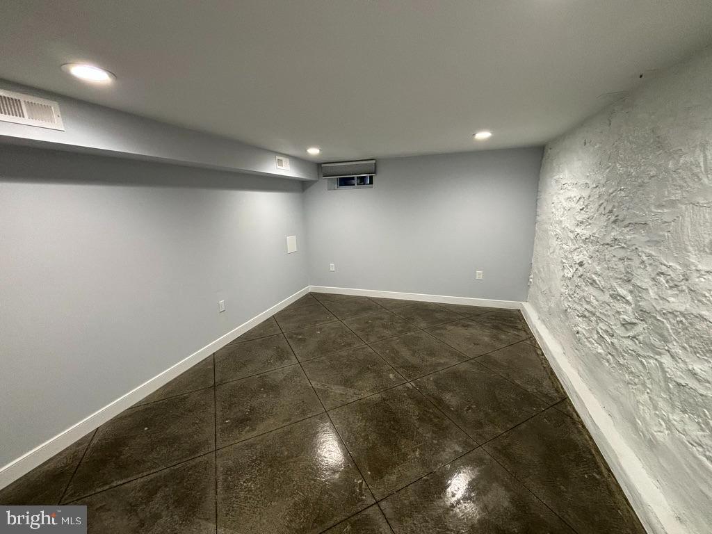 FEDERAL HILL HISTORIC DISTRICT - Residential Lease