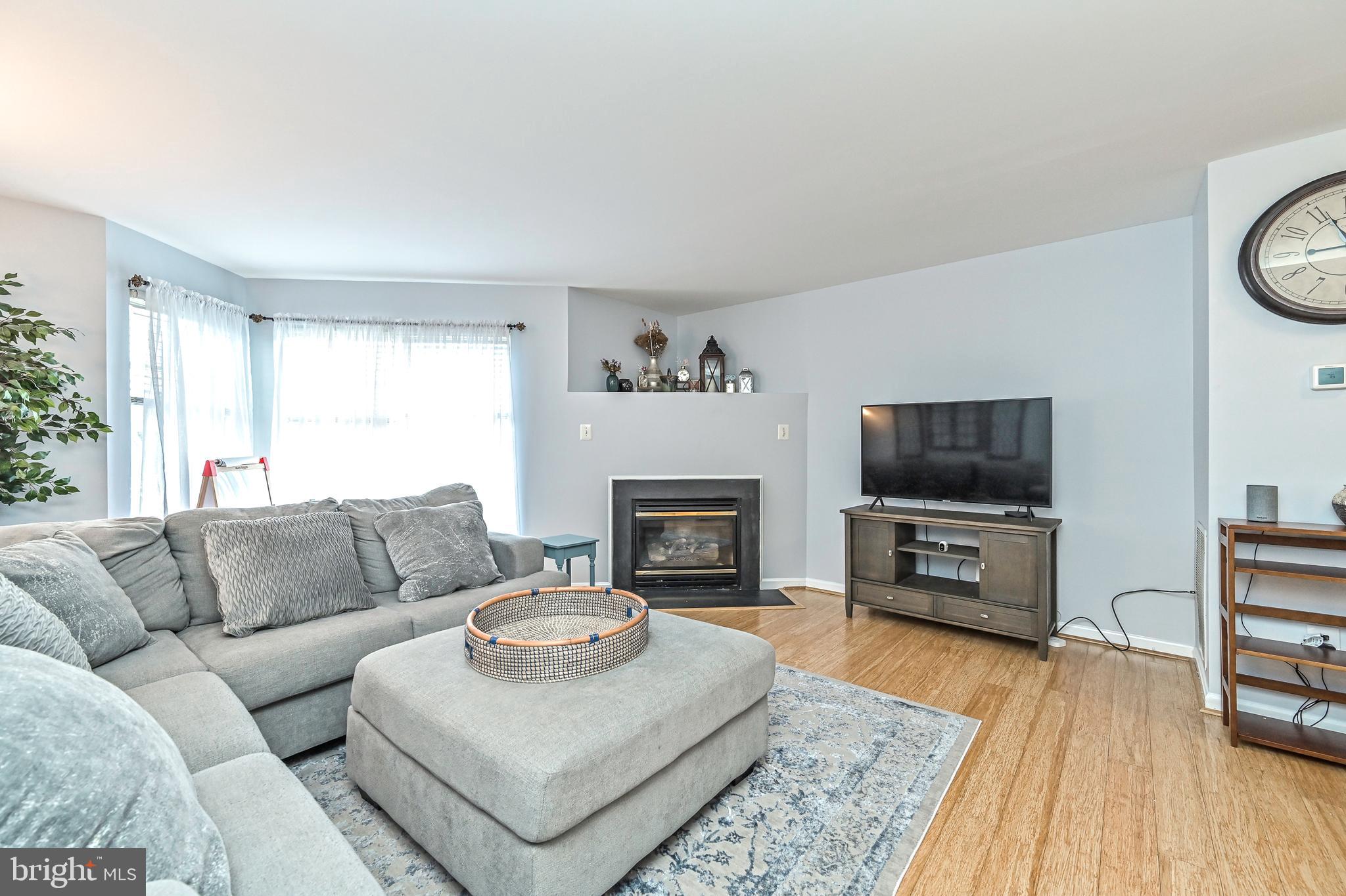 KINGSBROOKE - Residential Lease