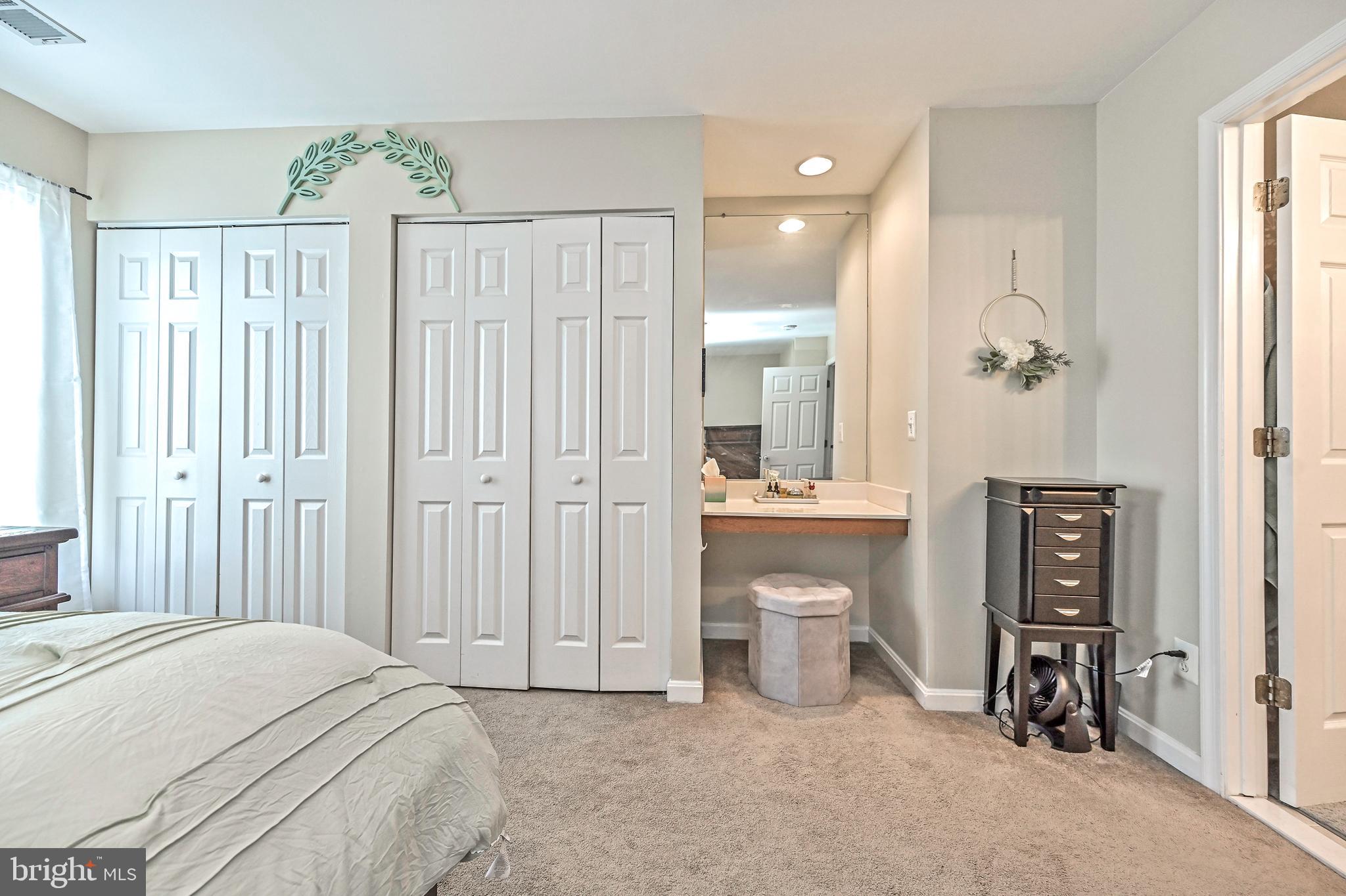 KINGSBROOKE - Residential Lease