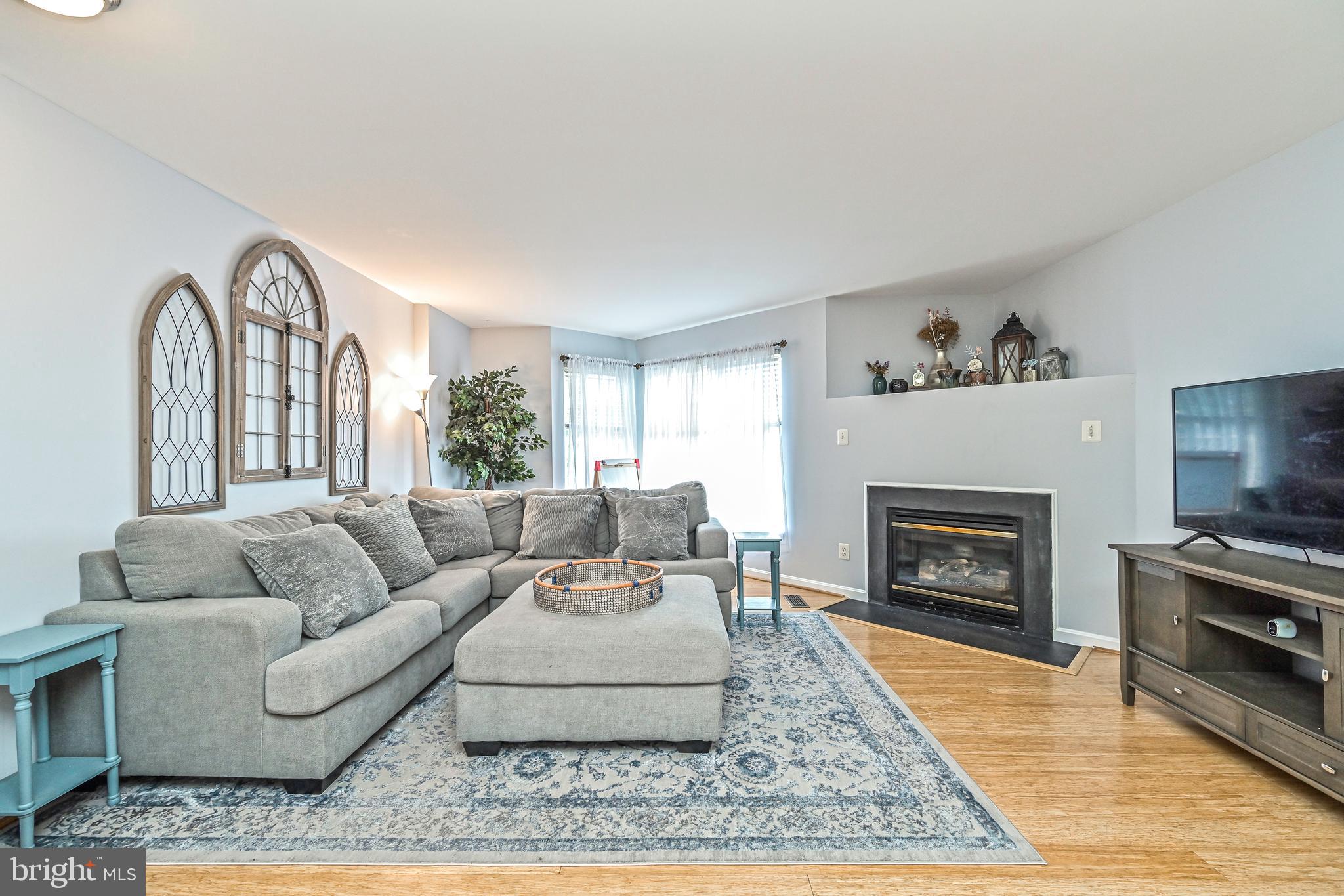 KINGSBROOKE - Residential Lease