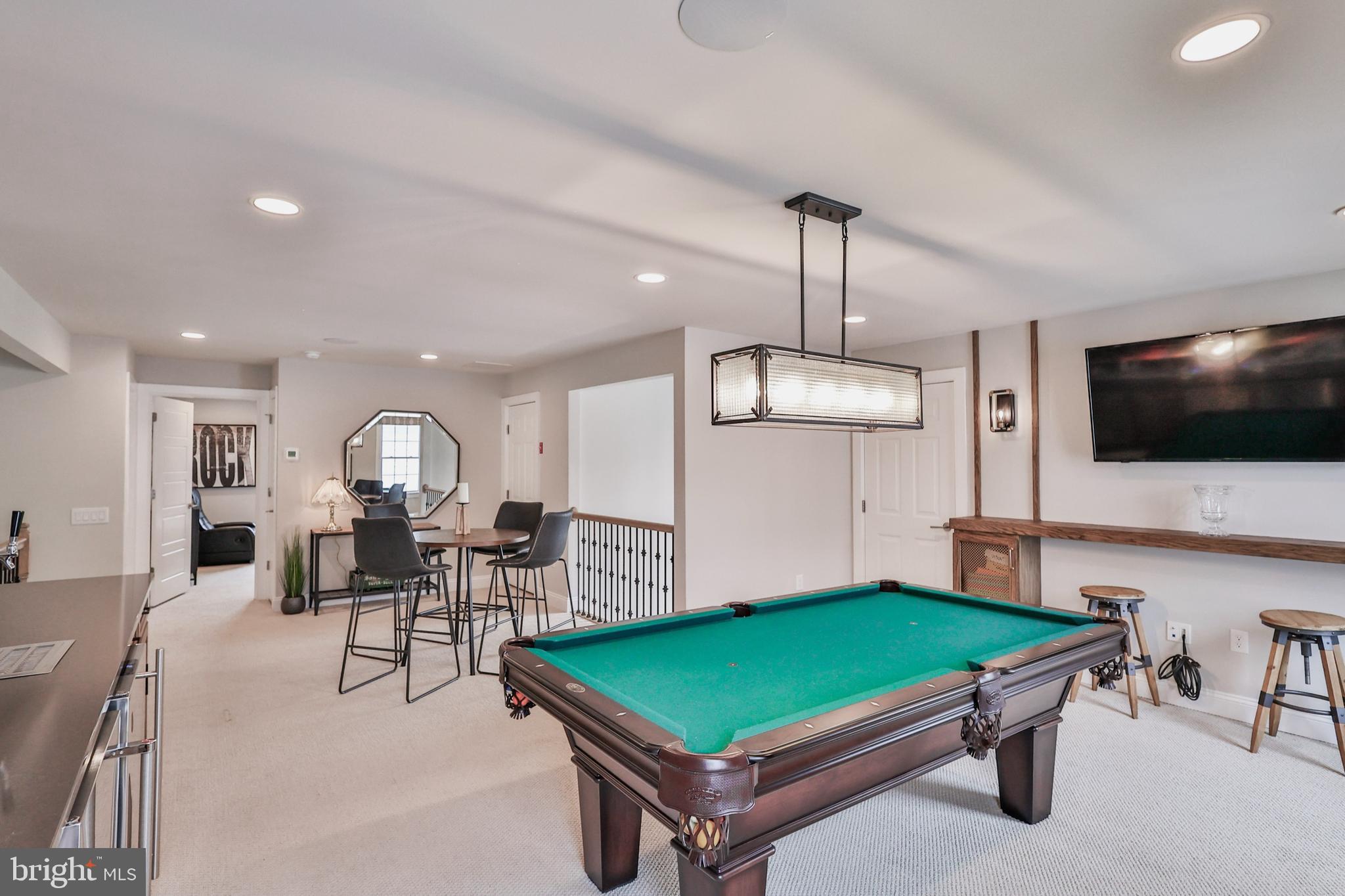 TRADITIONS OF AMERICA AT GREEN POND - Residential