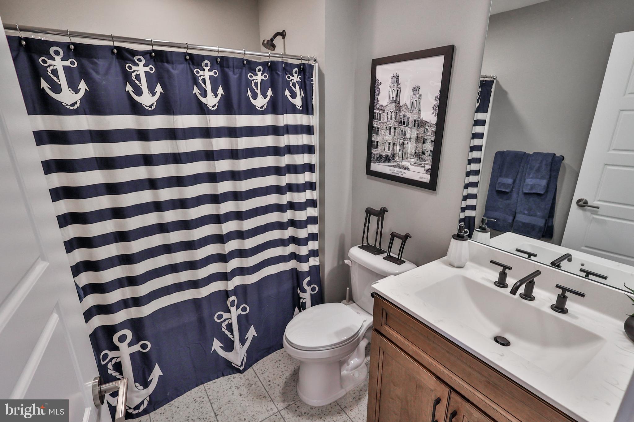 TRADITIONS OF AMERICA AT GREEN POND - Residential