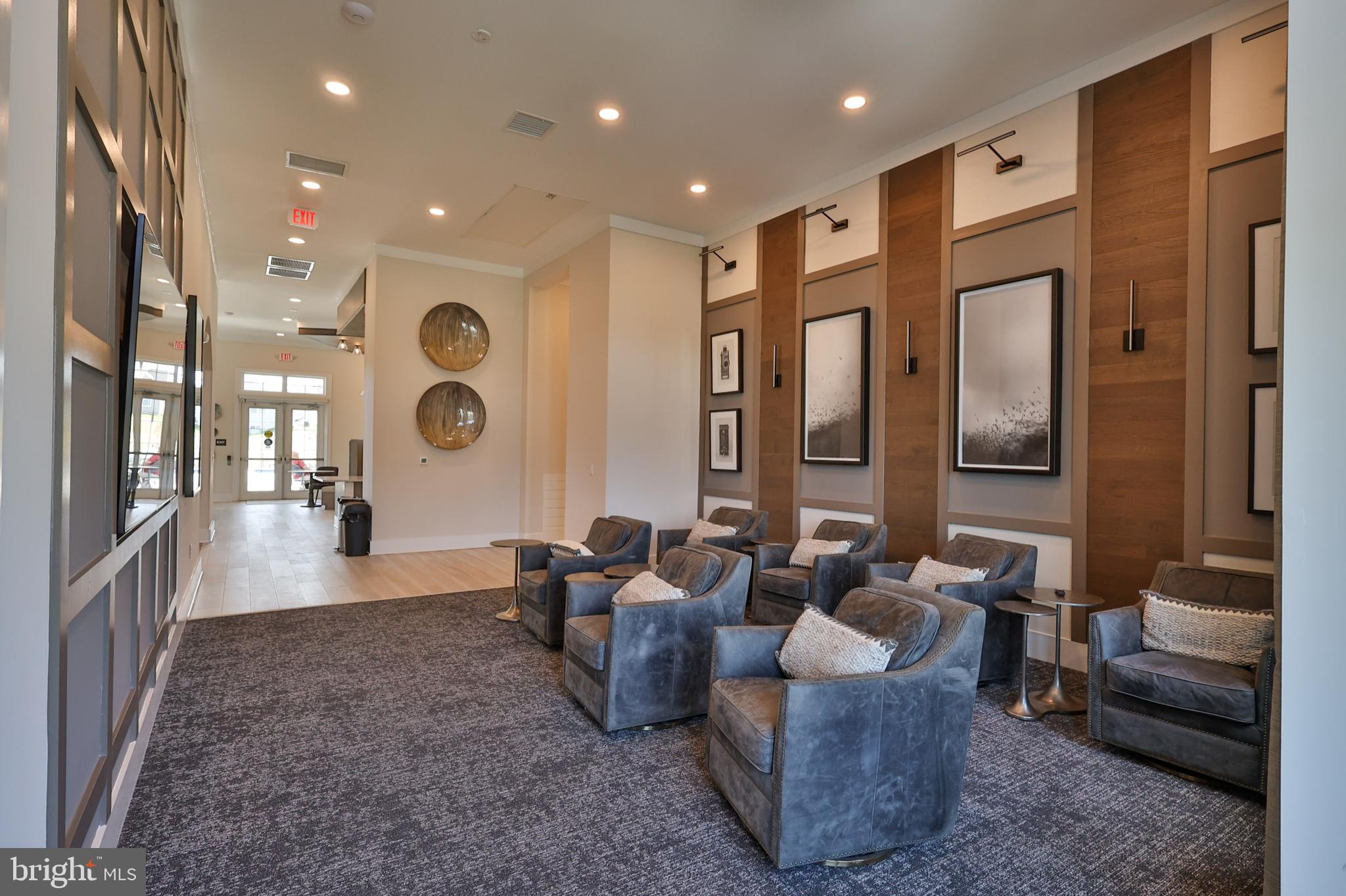 TRADITIONS OF AMERICA AT GREEN POND - Residential