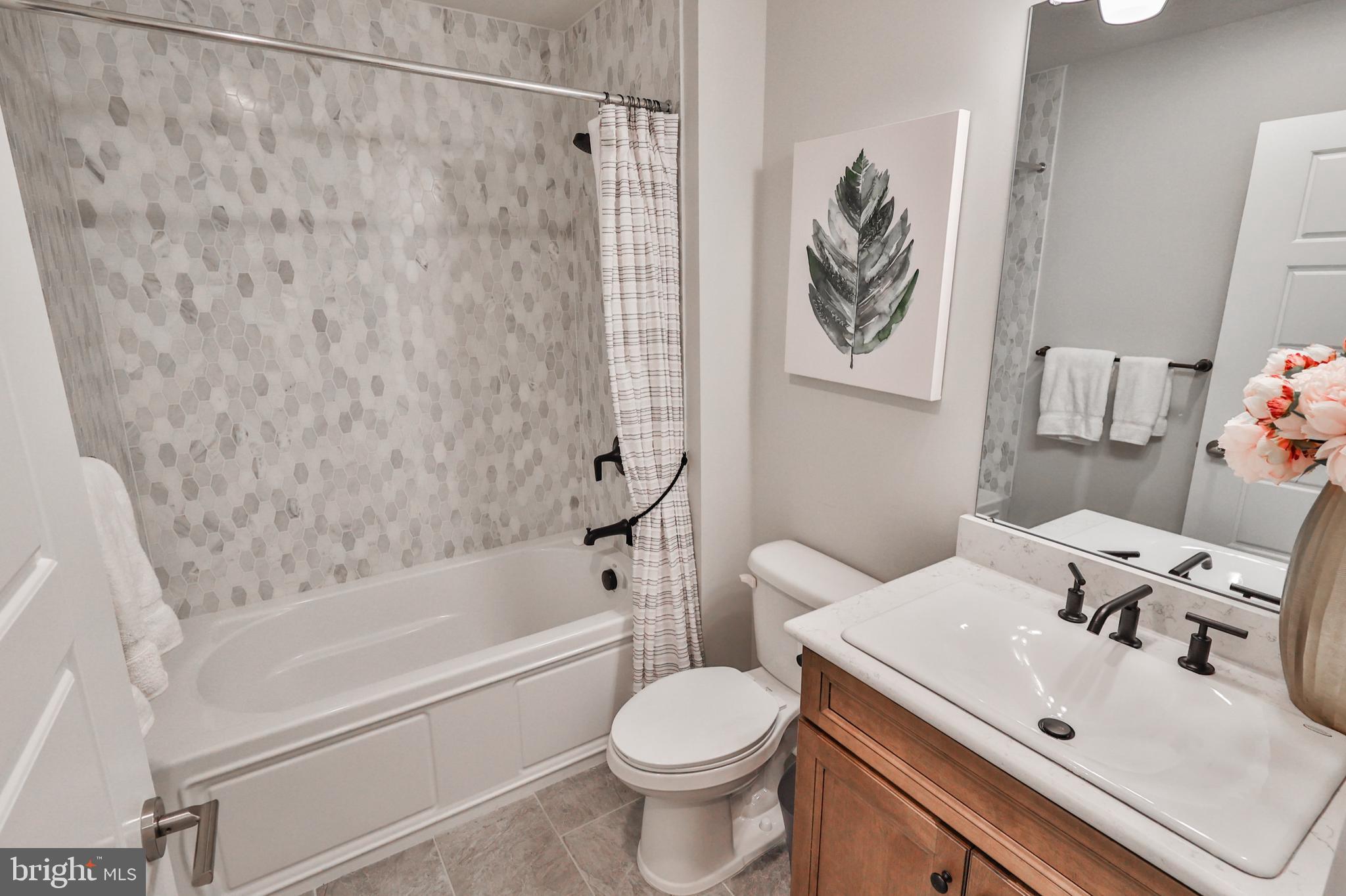 TRADITIONS OF AMERICA AT GREEN POND - Residential