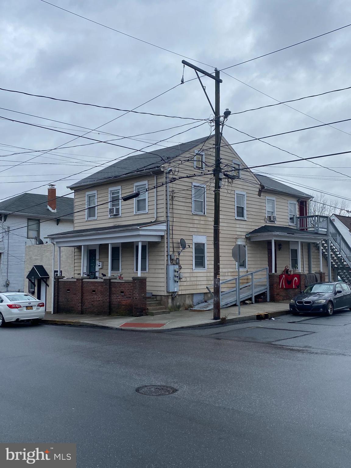 266 W ANN STREET