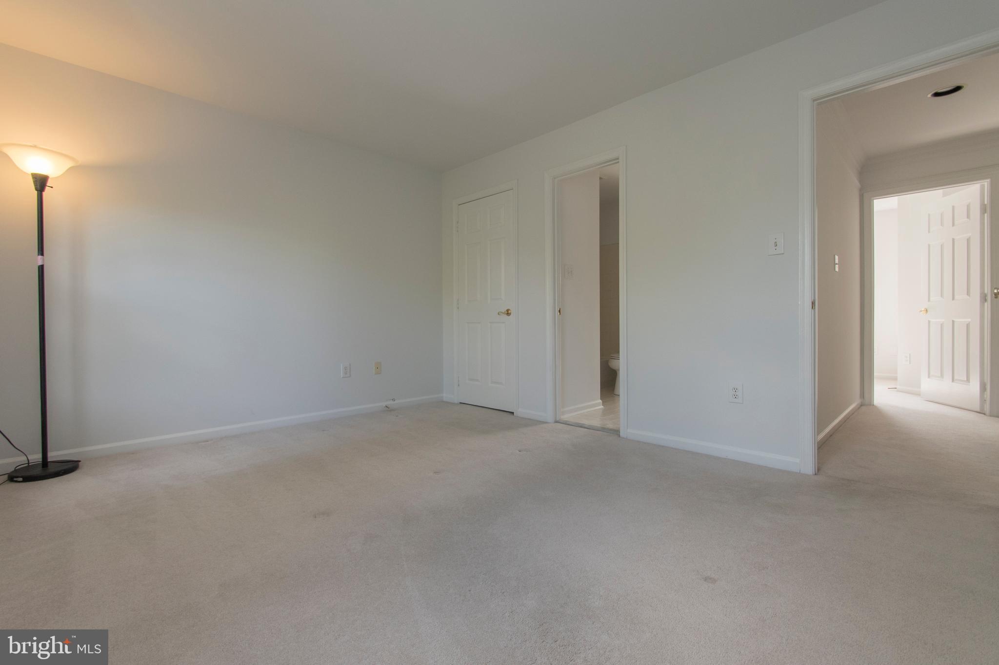 POTOMAC GLEN - Residential