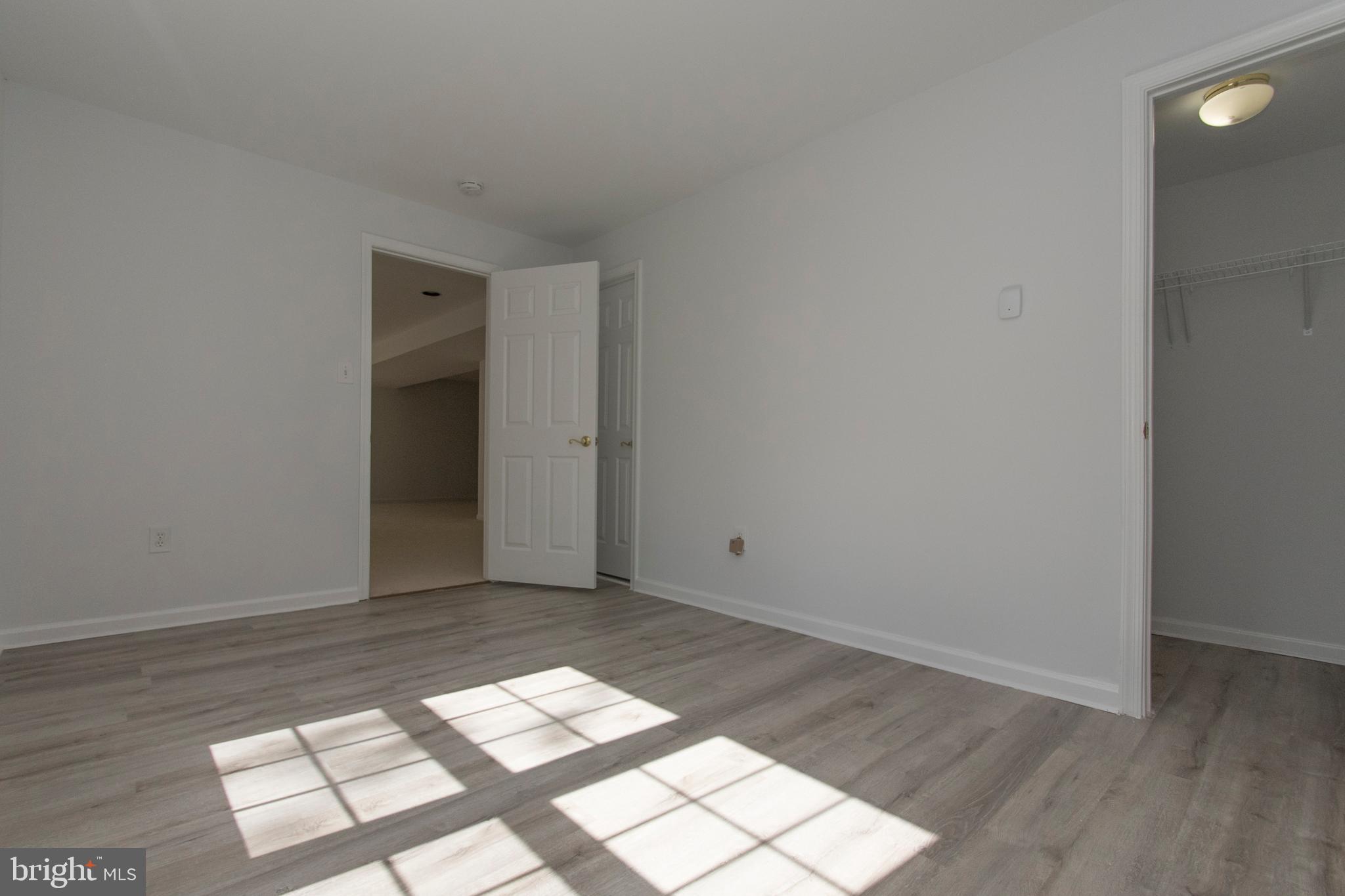 POTOMAC GLEN - Residential