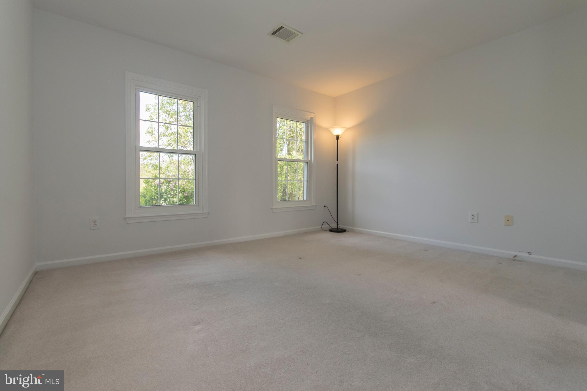 POTOMAC GLEN - Residential