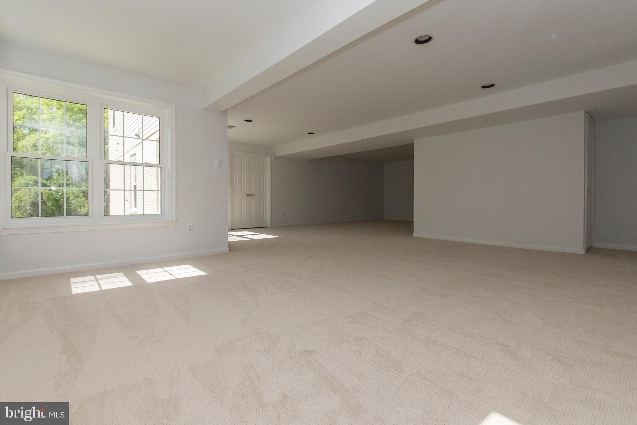 POTOMAC GLEN - Residential