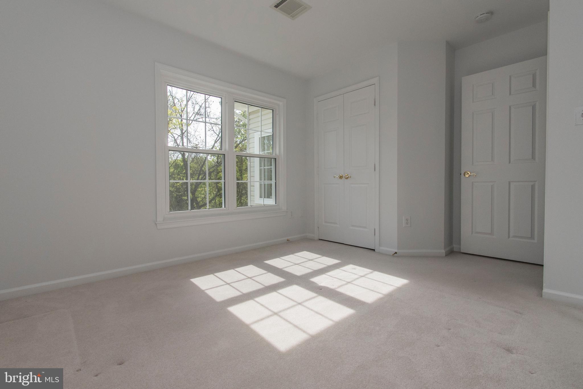 POTOMAC GLEN - Residential