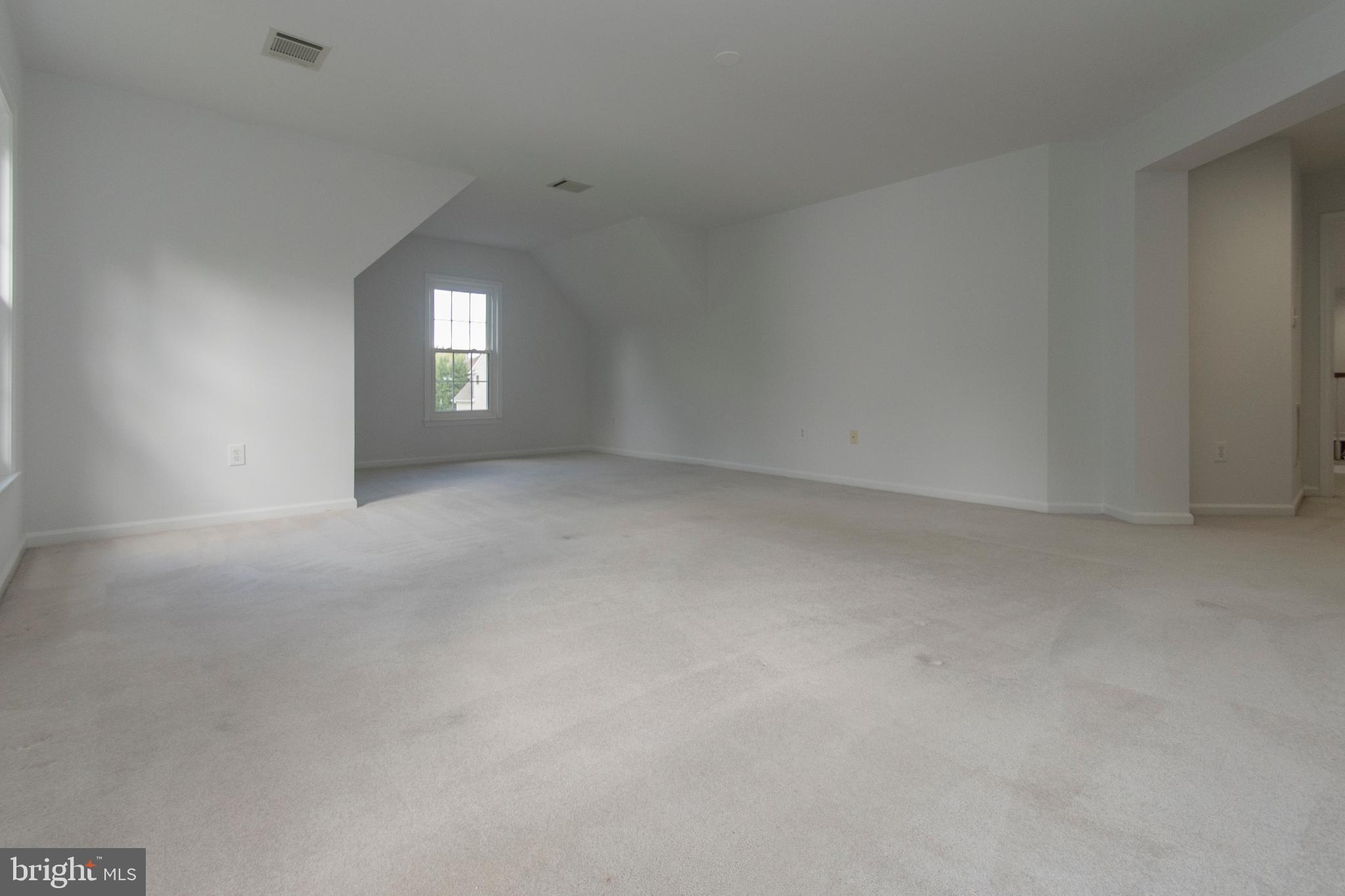 POTOMAC GLEN - Residential