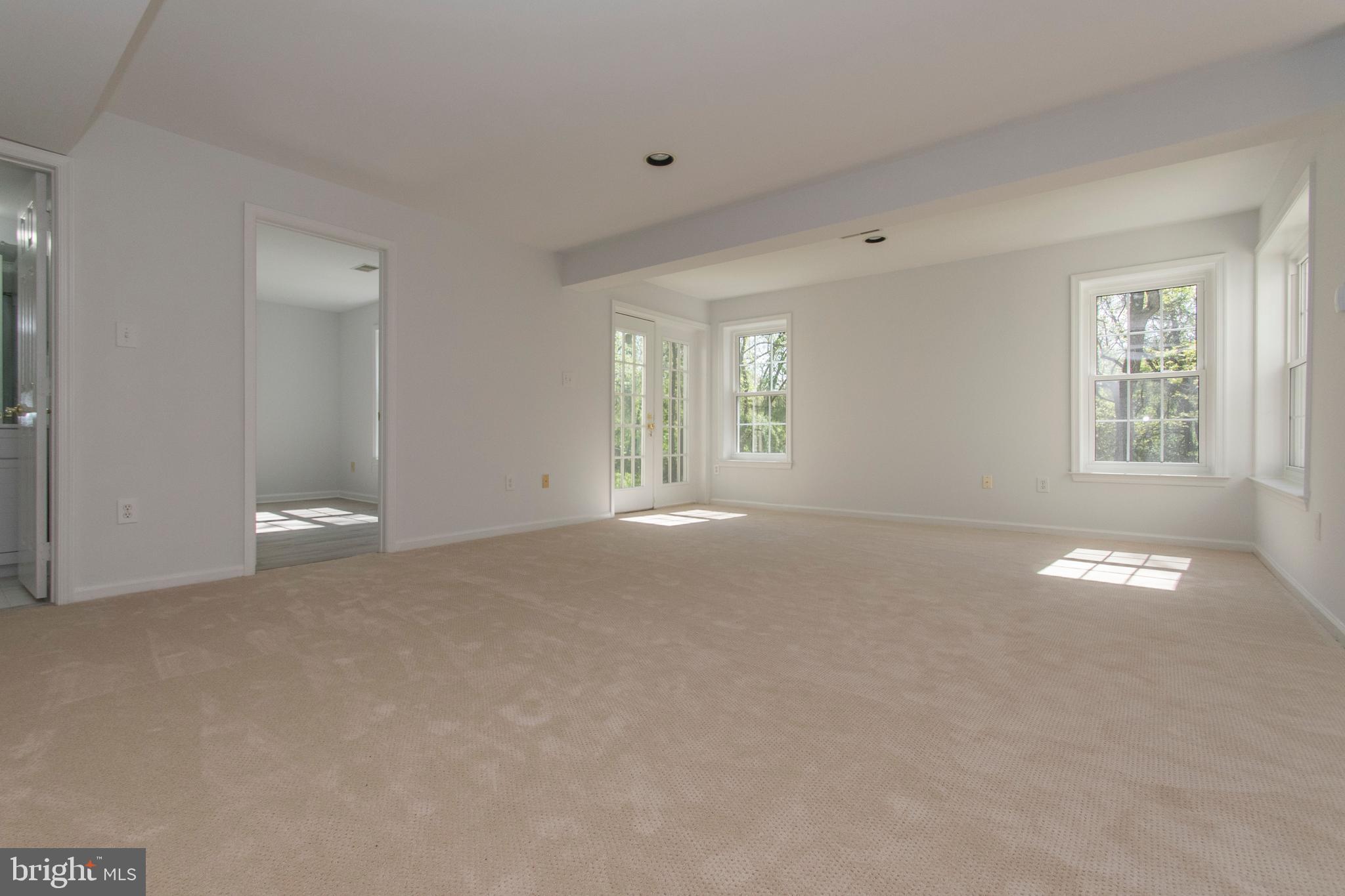 POTOMAC GLEN - Residential