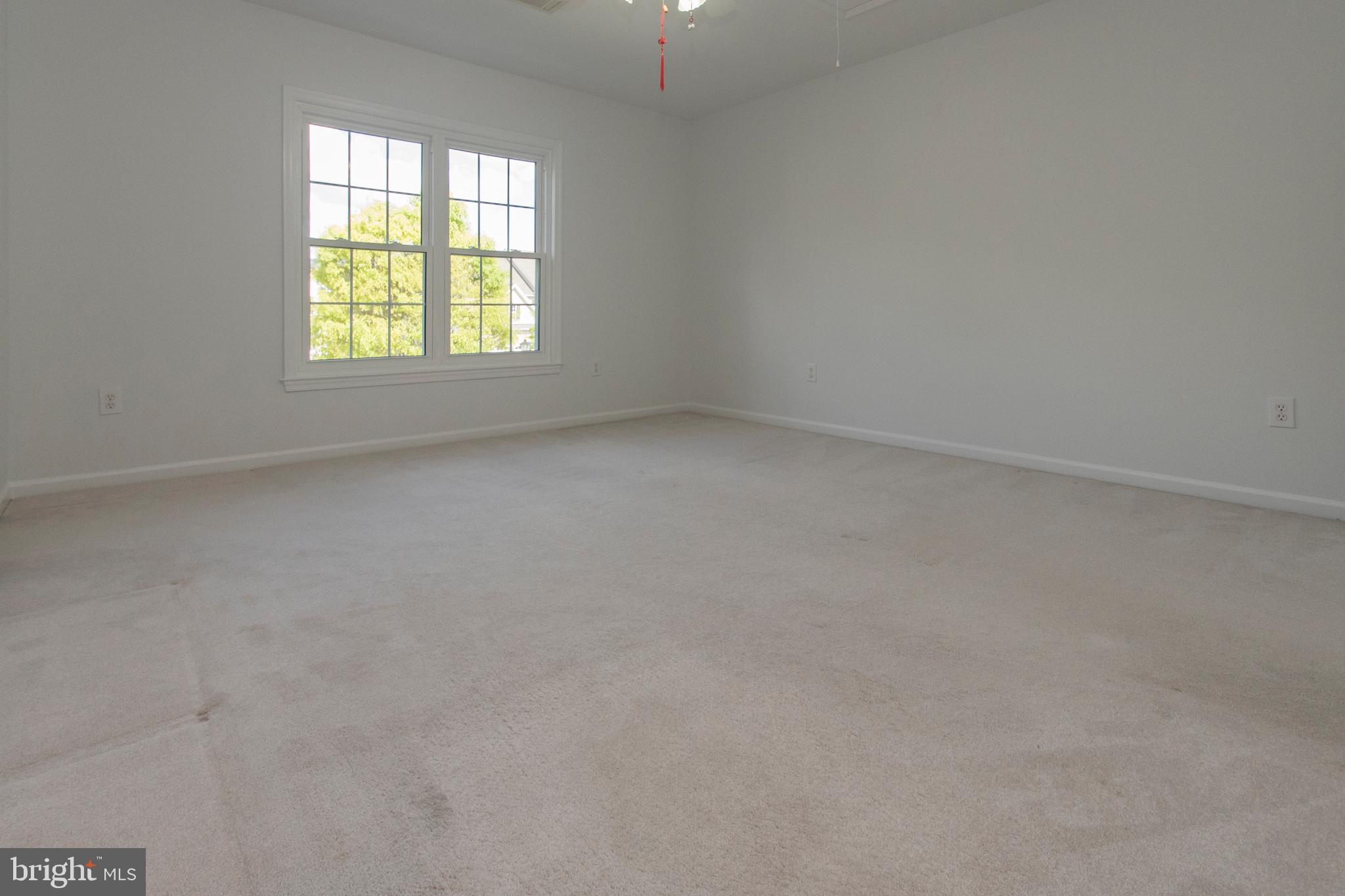 POTOMAC GLEN - Residential