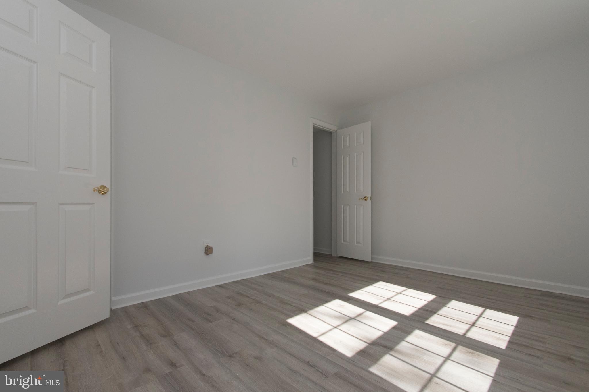 POTOMAC GLEN - Residential