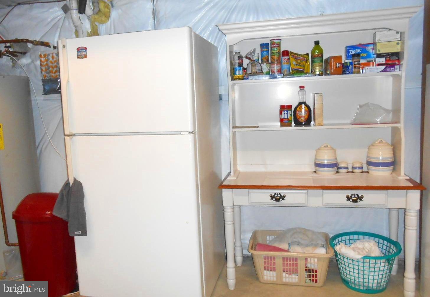 CROFTON COLONY - Residential Lease