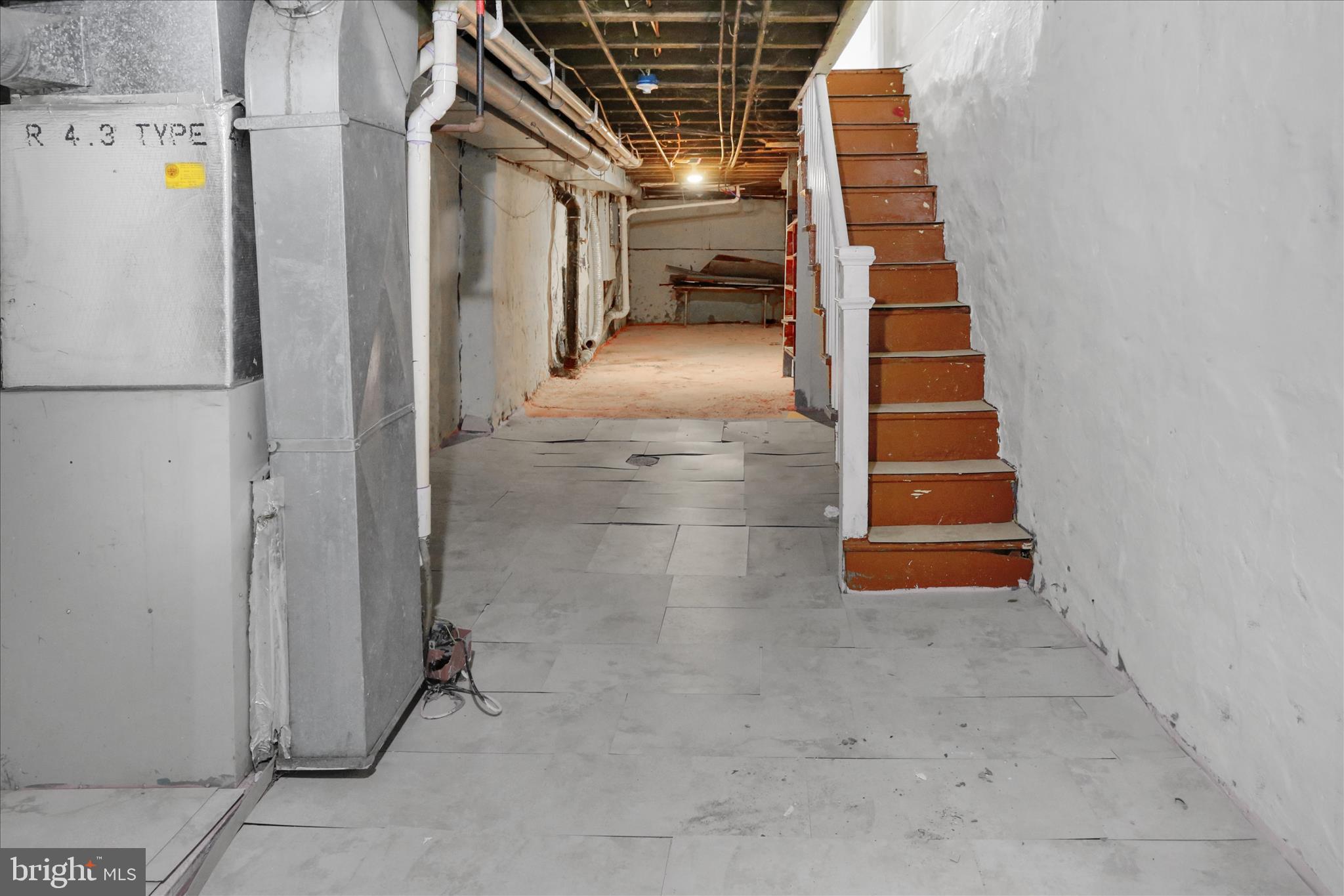 NORTHWEST READING - Residential