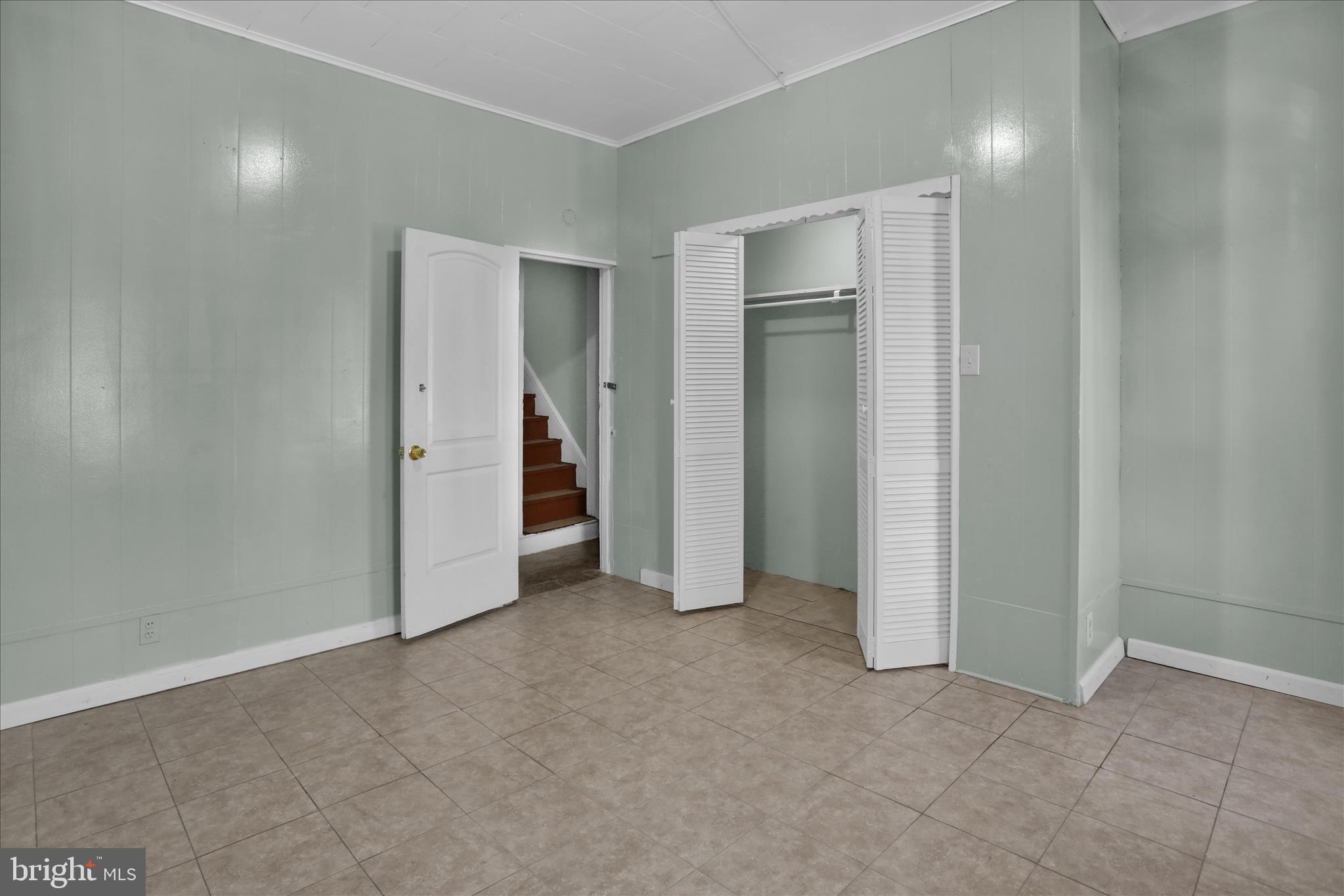 NORTHWEST READING - Residential