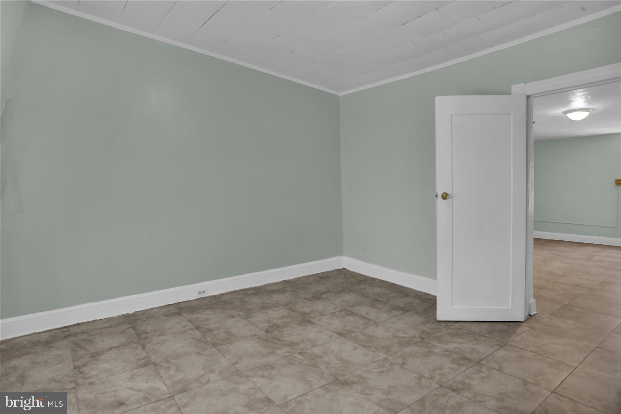 NORTHWEST READING - Residential