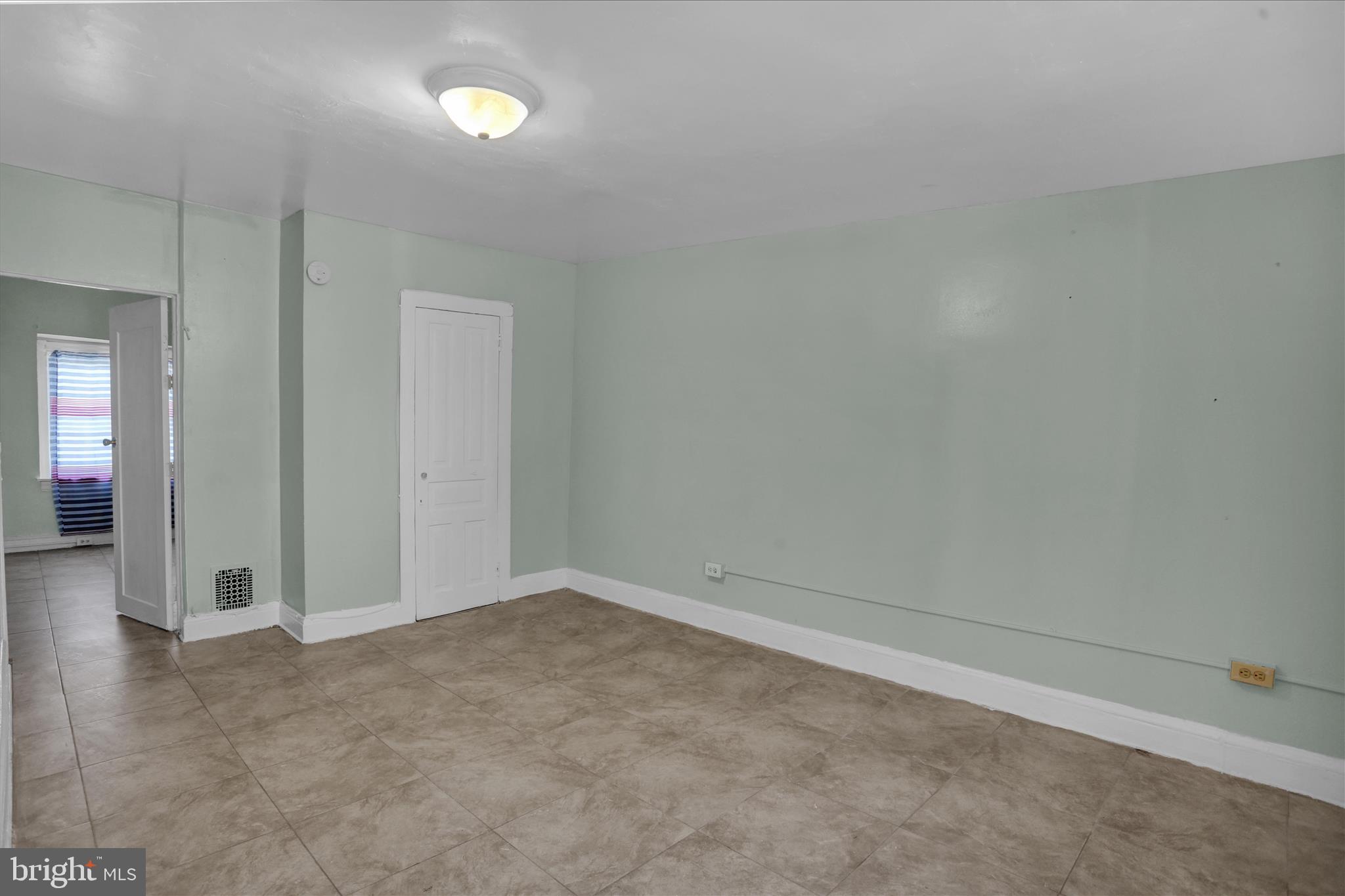 NORTHWEST READING - Residential