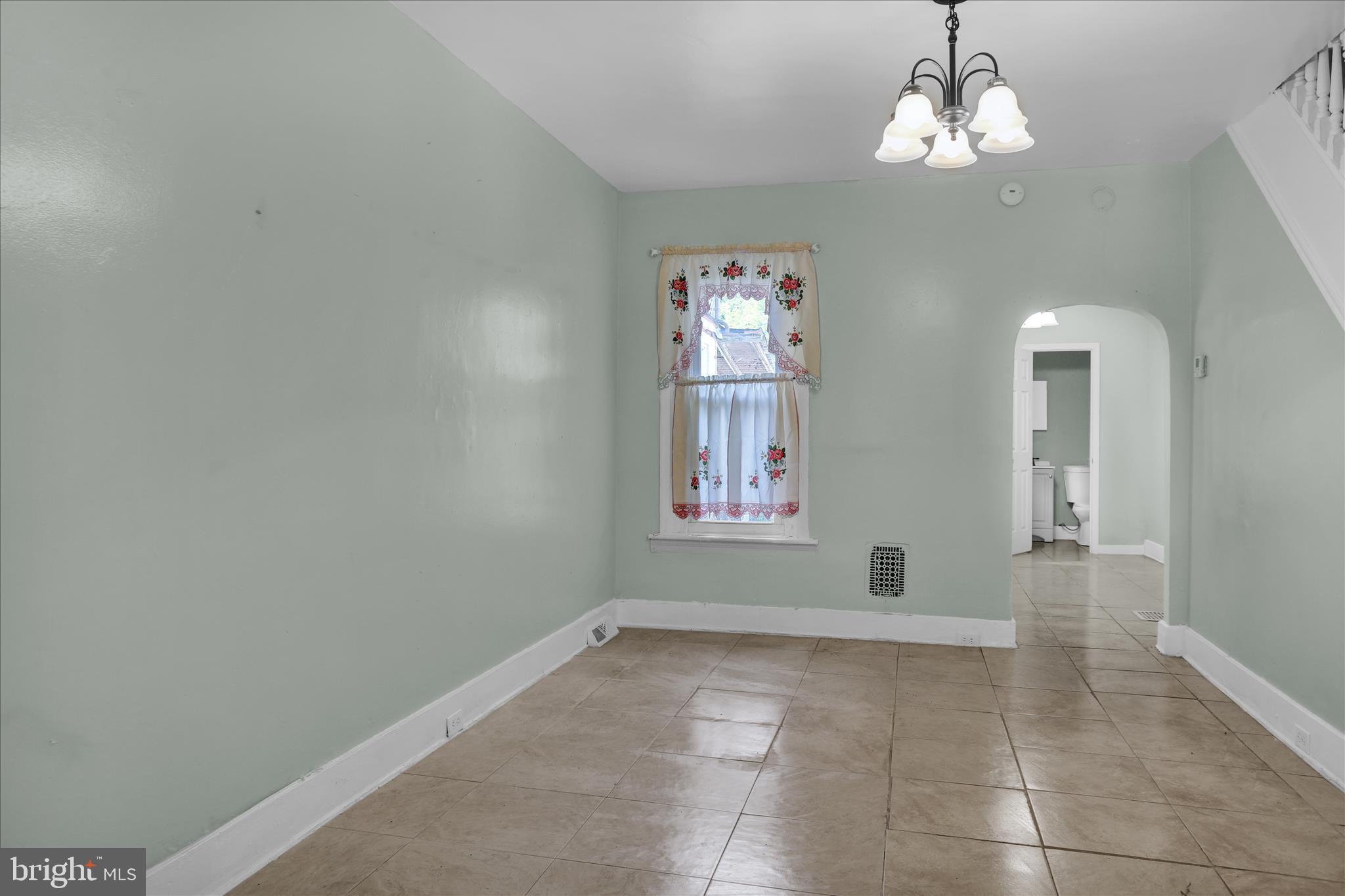 NORTHWEST READING - Residential