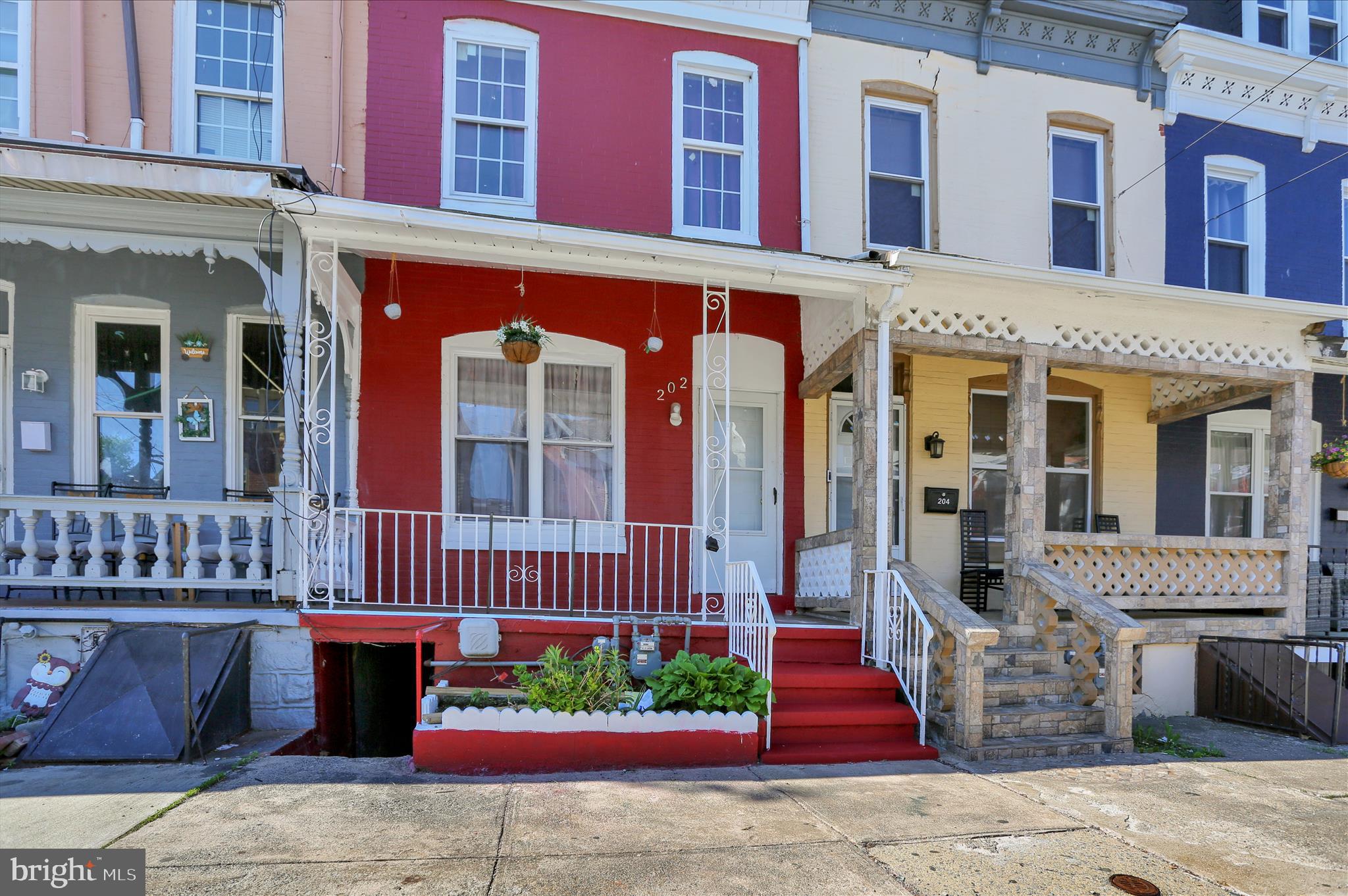 NORTHWEST READING - Residential